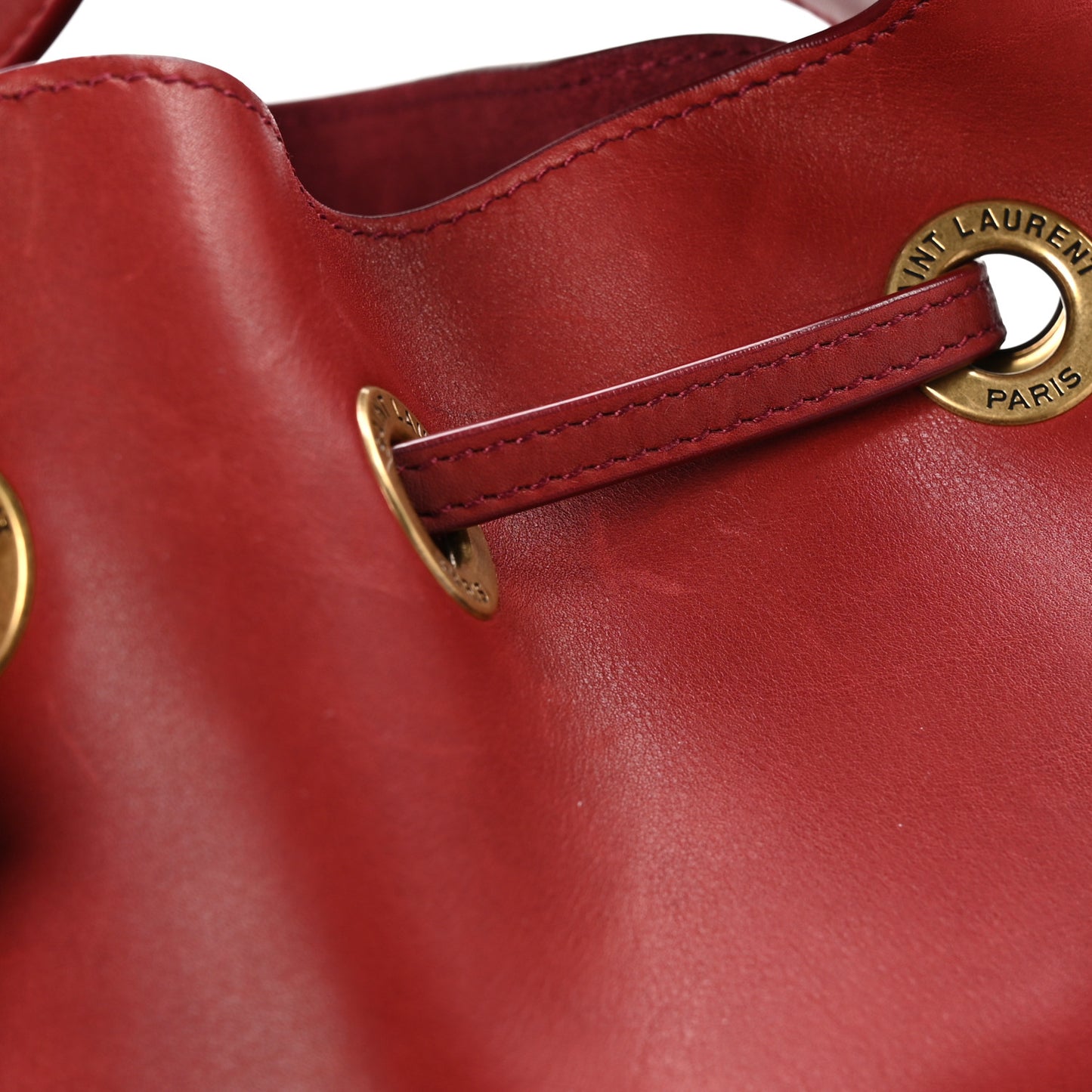 Calfskin Medium Paris VII Flat Hobo Red