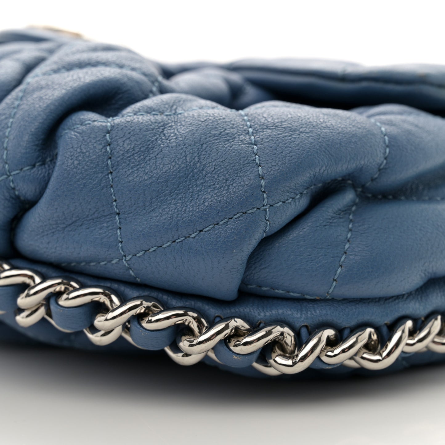 Washed Lambskin Quilted Medium Chain Around Messenger Blue