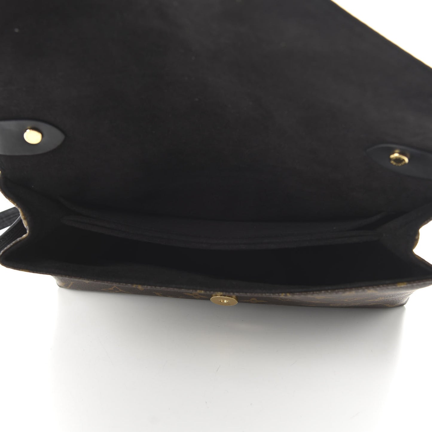 Epi Monogram Saint Michel Black