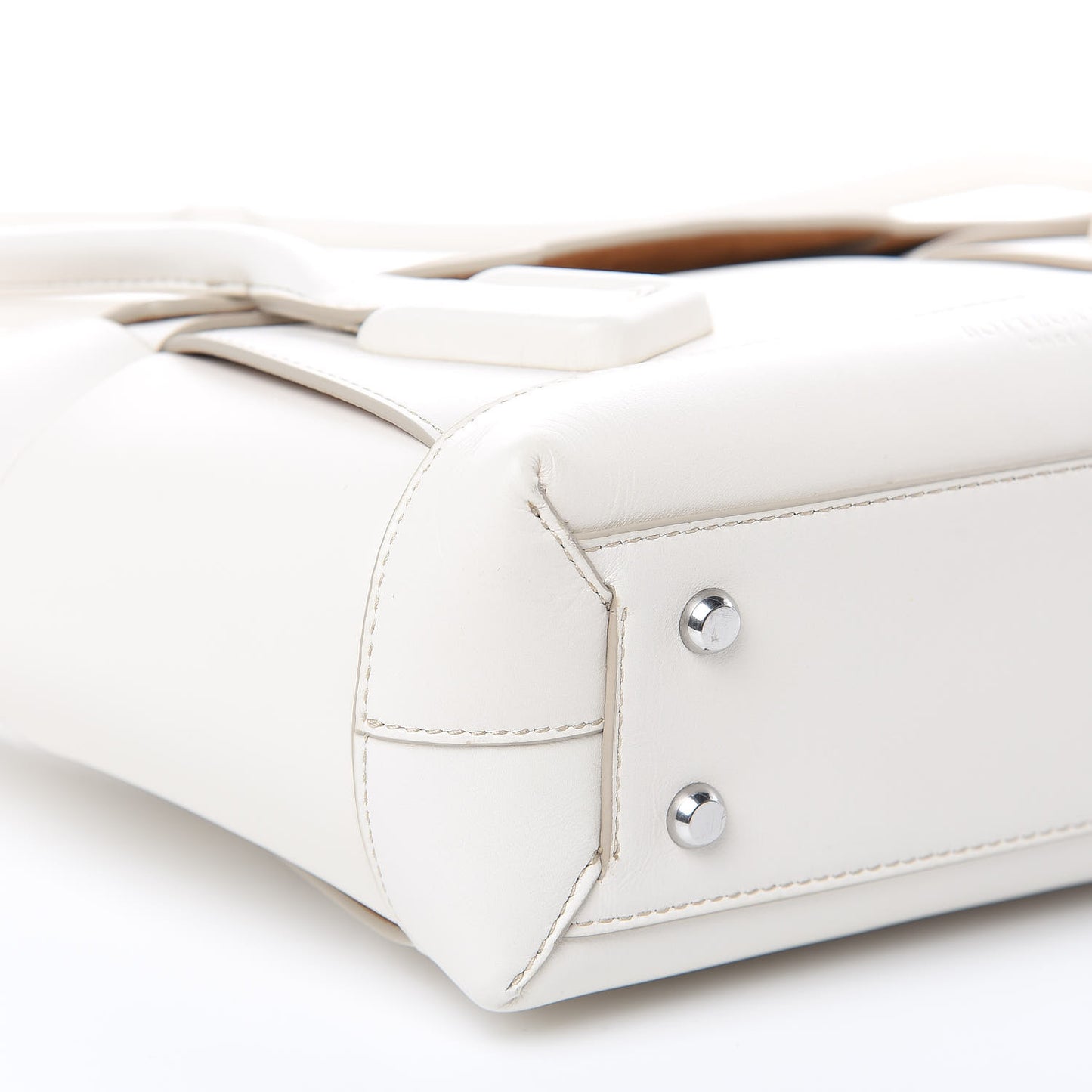 French Calfskin Maxi Intrecciato Arco 33 Bianco