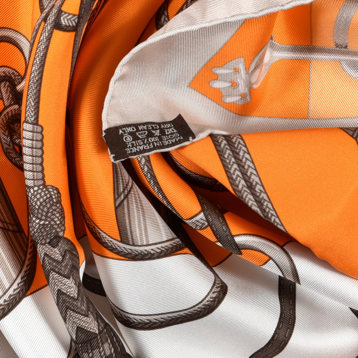 Silk Cliquetis Scarf 90 Orange Gris White