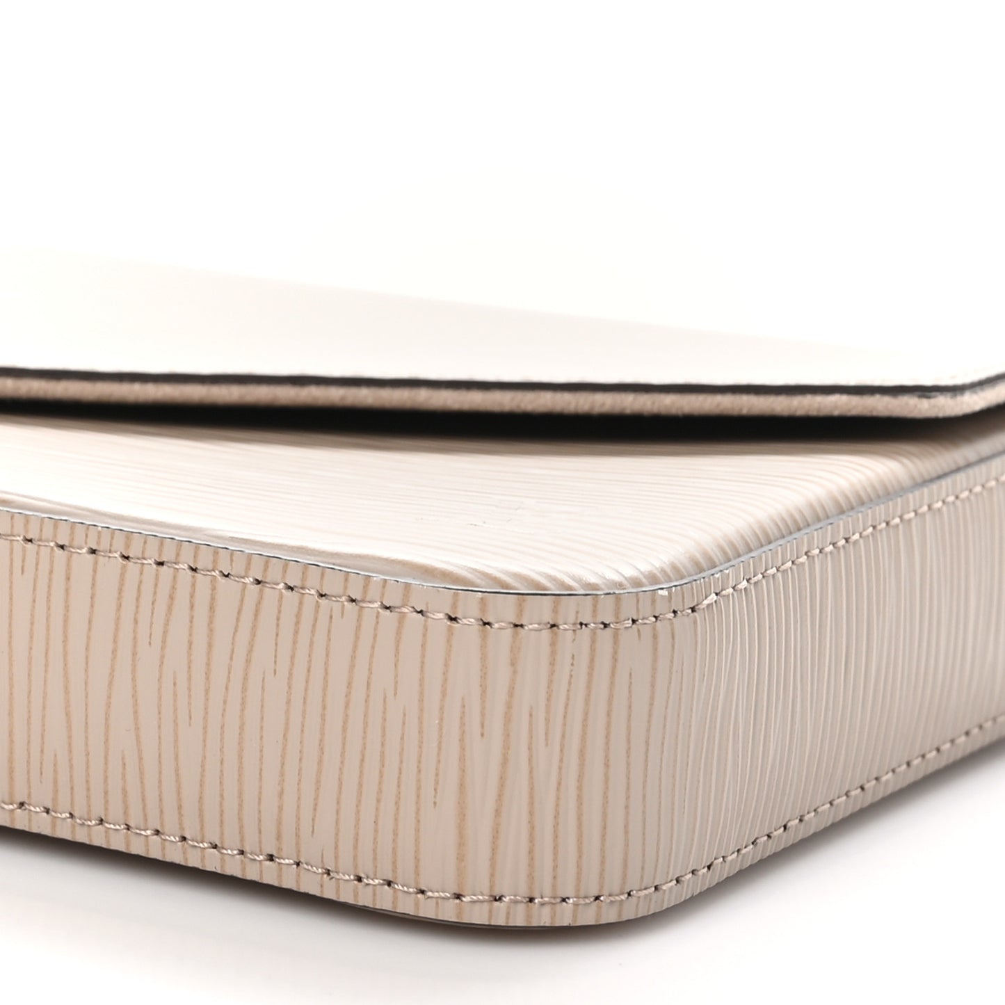 Epi Felicie Pochette Chain Wallet Galet