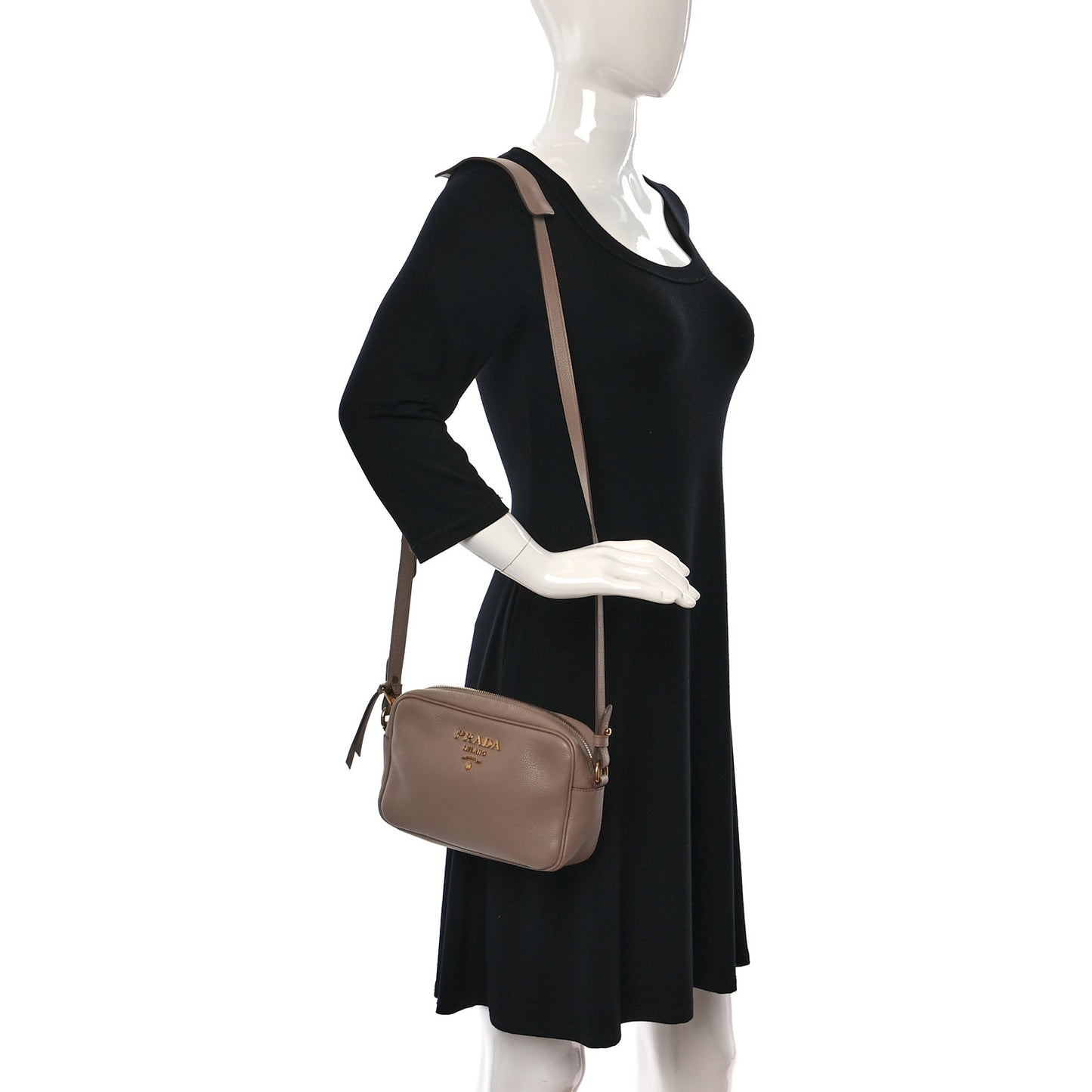 Vitello Phenix Camera Bag Cammeo