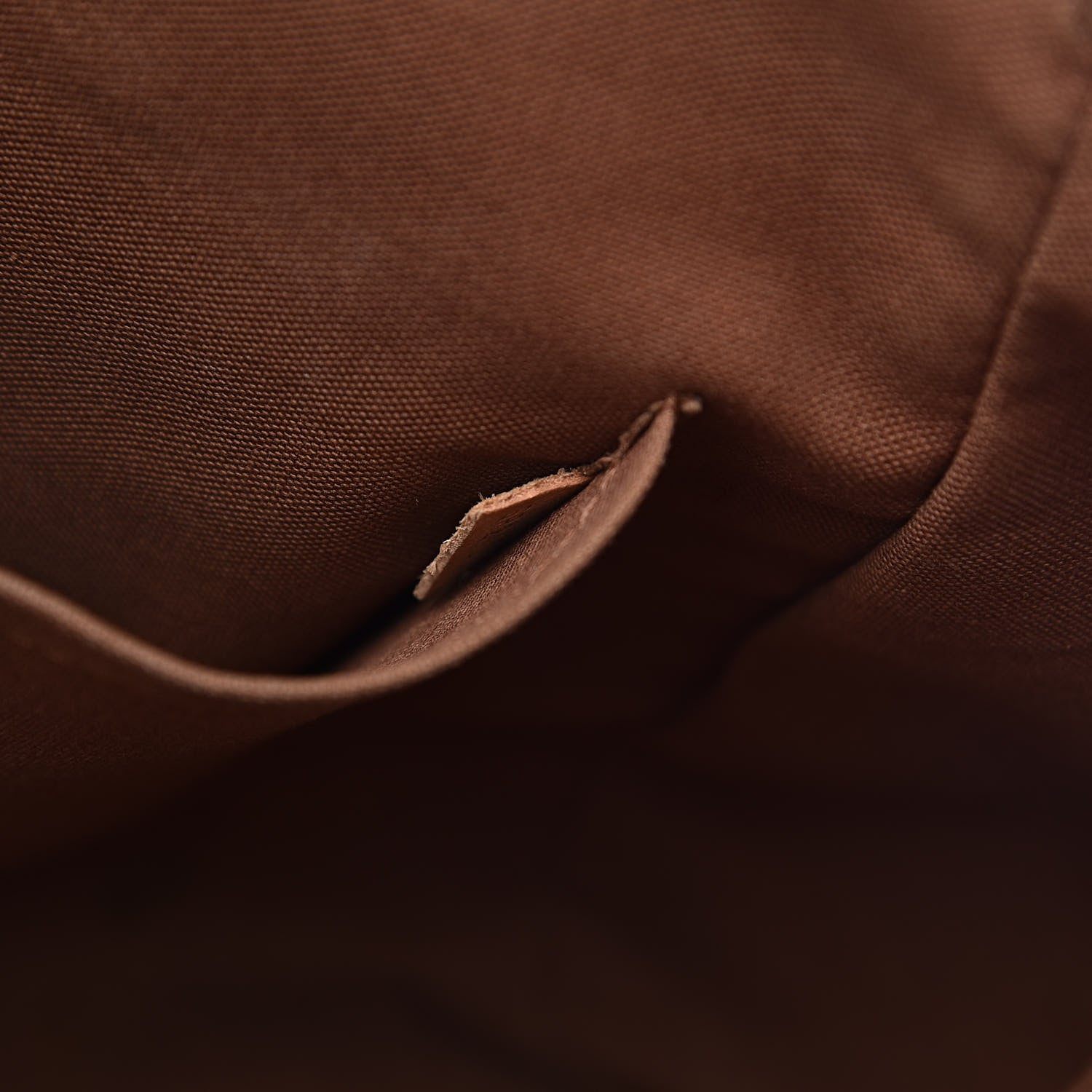 Louis Vuitton Monogram Tivoli GM 8 of 17