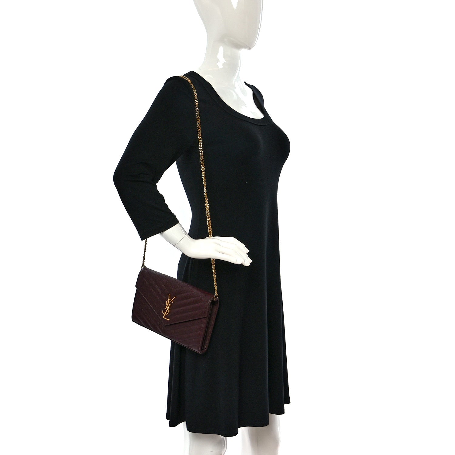 Saint Laurent Grain De Poudre Matelasse Chevron Monogram Chain Wallet Rouge Legion 2 of 9