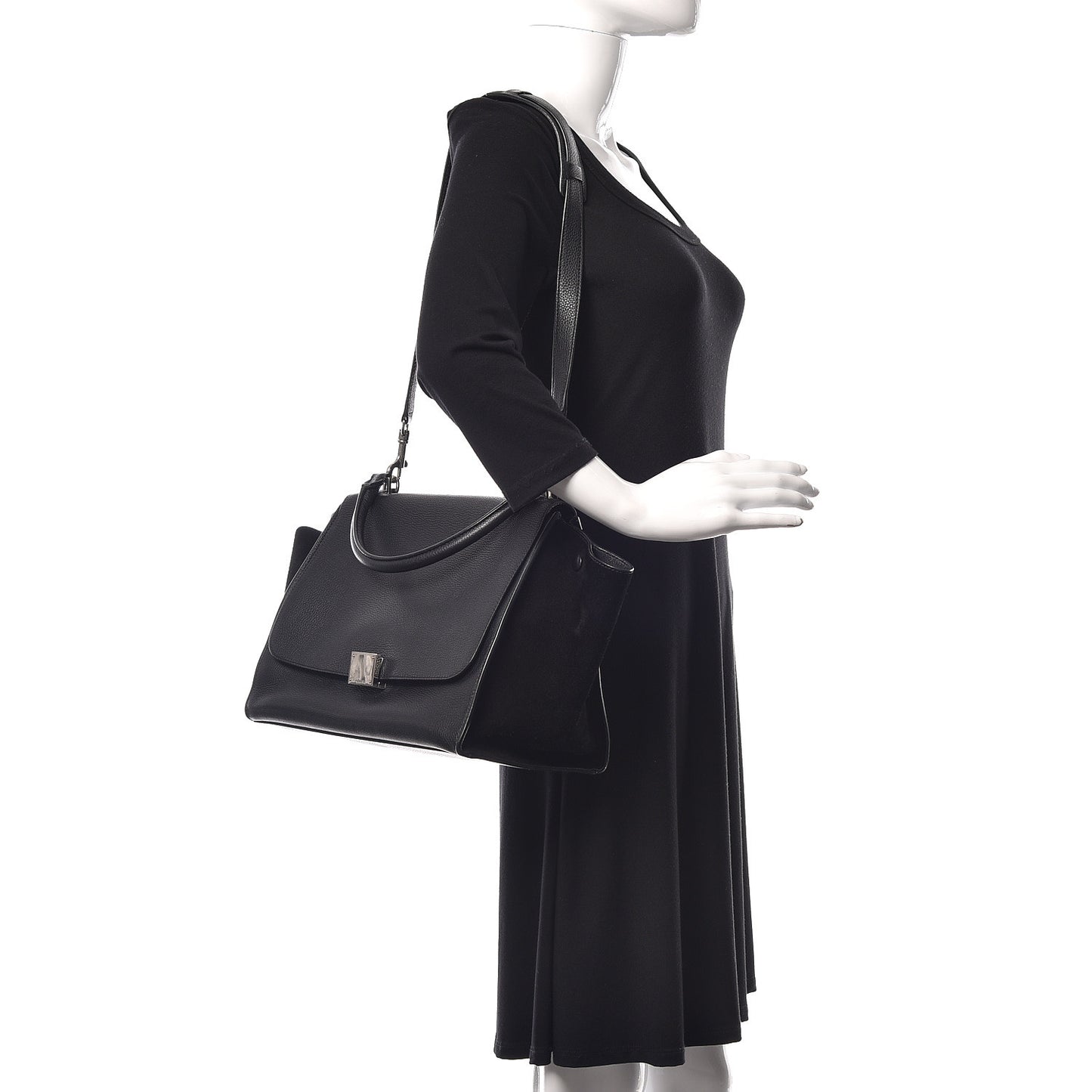 Drummed Calfskin Suede Medium Trapeze Black