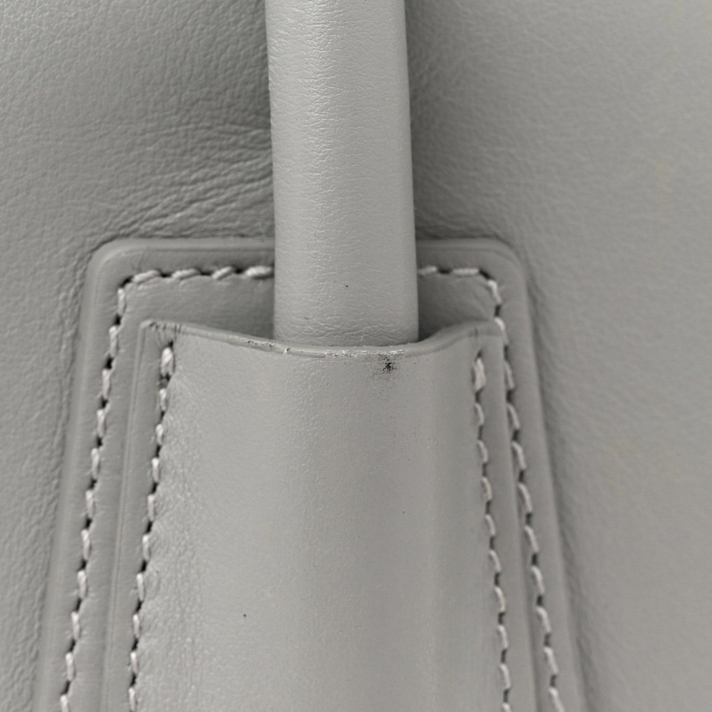 Smooth Calfskin Medium Antigona Soft Lock Duffle Bag Pearl Grey