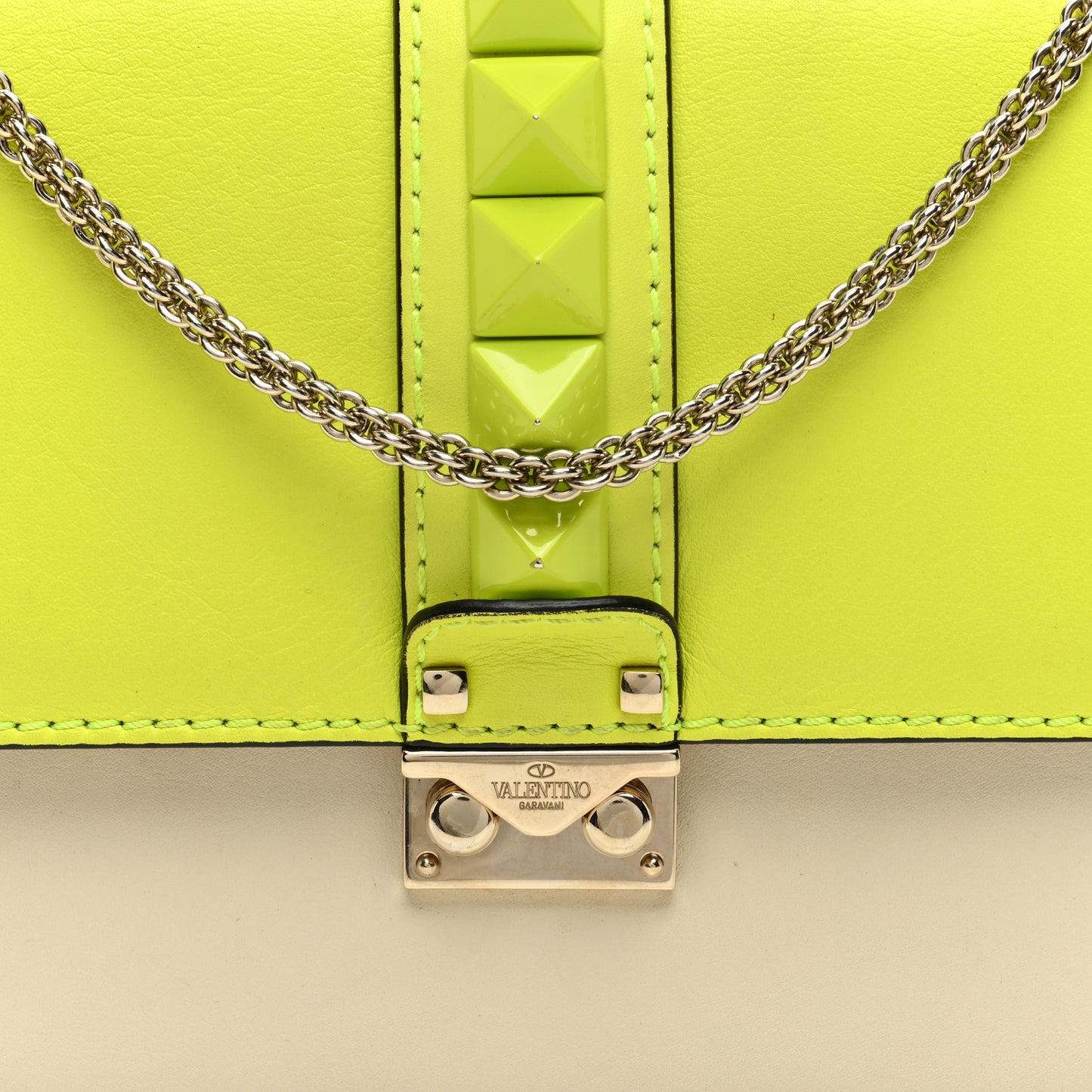 Vitello Medium Glam Lock Rockstud Flap Yellow Fluo Light Ivory