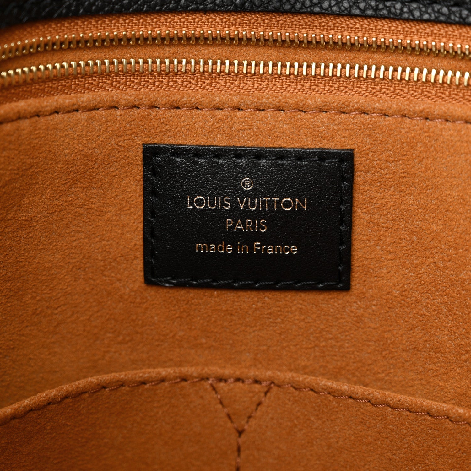 Louis Vuitton Empreinte Monogram Giant OnTheGo MM Black 6 of 10