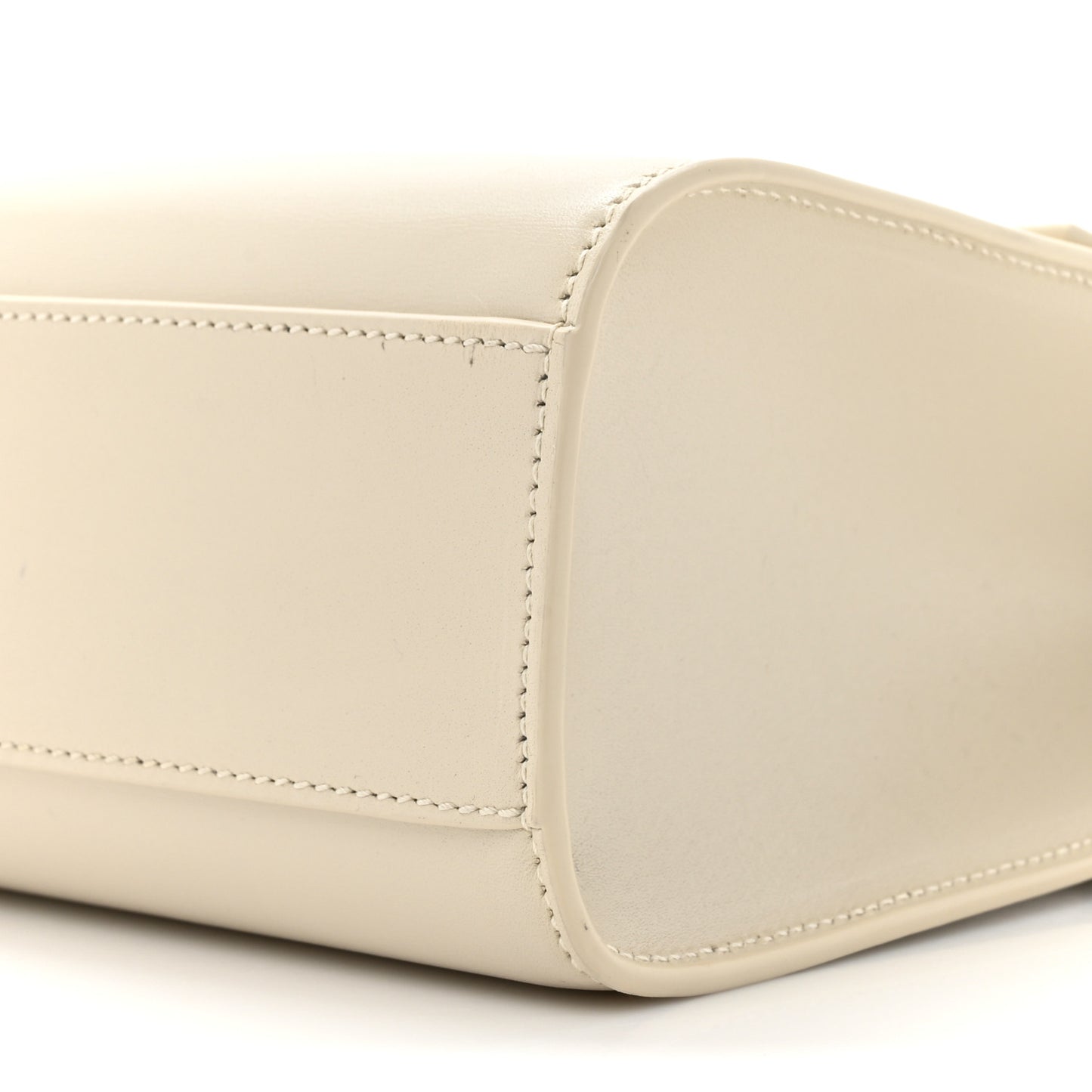 Smooth Calfskin Manhattan Shoulder Bag Crema Soft