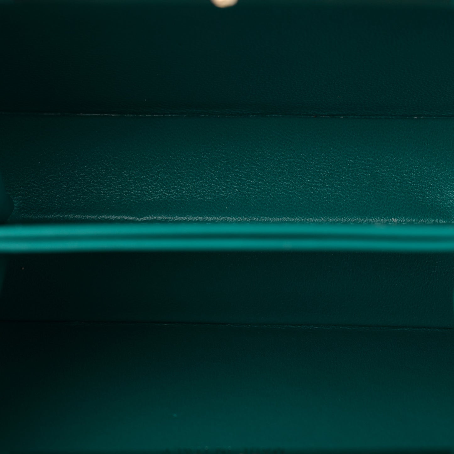 Lambskin Quilted Pearl CC Vanity Case Turquoise