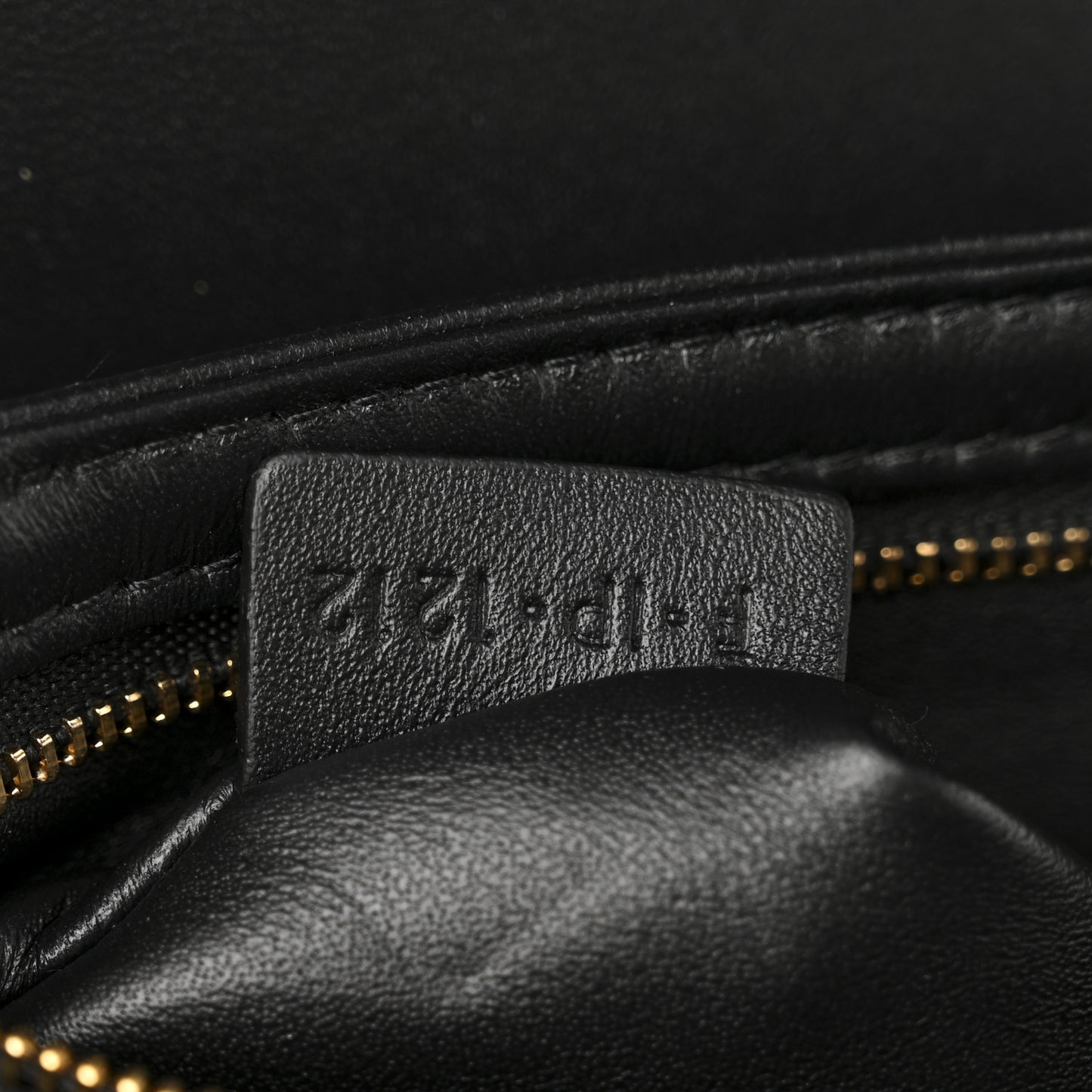 Shiny Calfskin Medium Triomphe Black