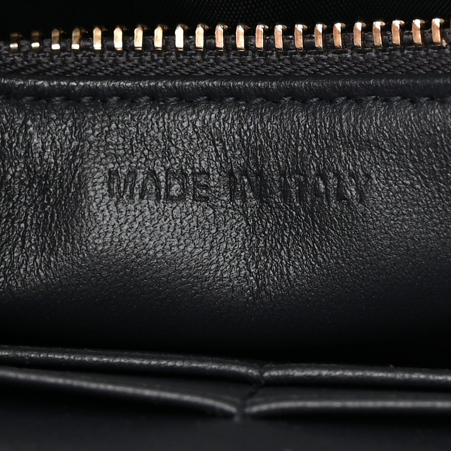 Patent Micro-Cannage Diorama Wallet on Chain Pouch White