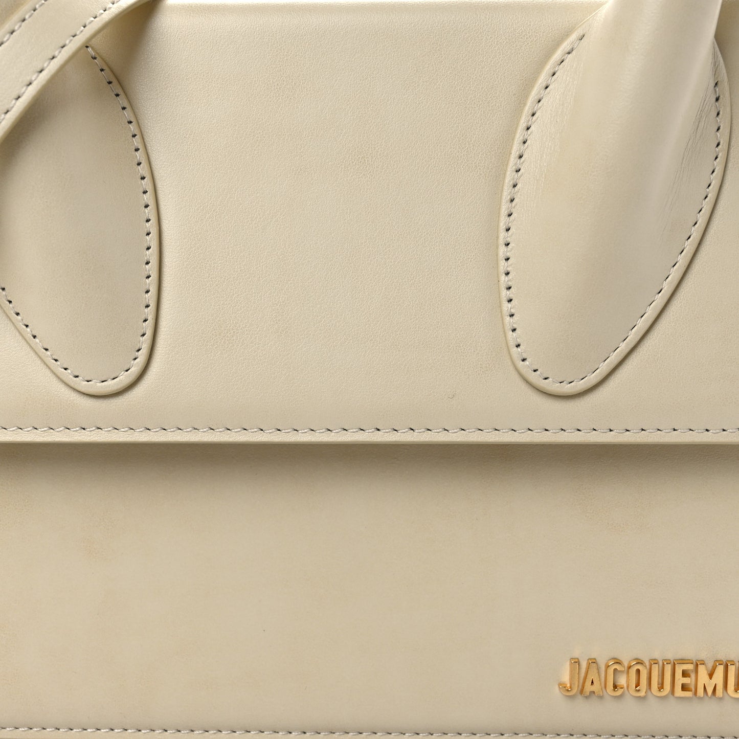 Smooth Calfskin Le Grand Chiquito Ivory