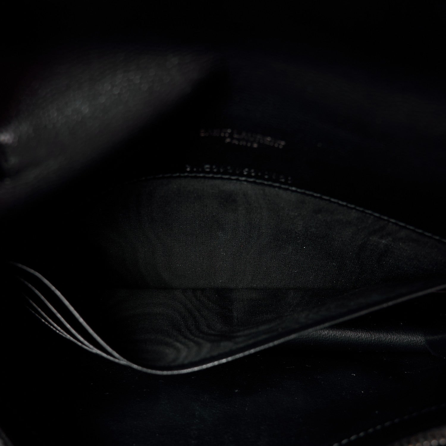 Saint Laurent Grain De Poudre Matelasse Chevron Monogram Monochrome Envelope Chain Wallet Black 7 of 11