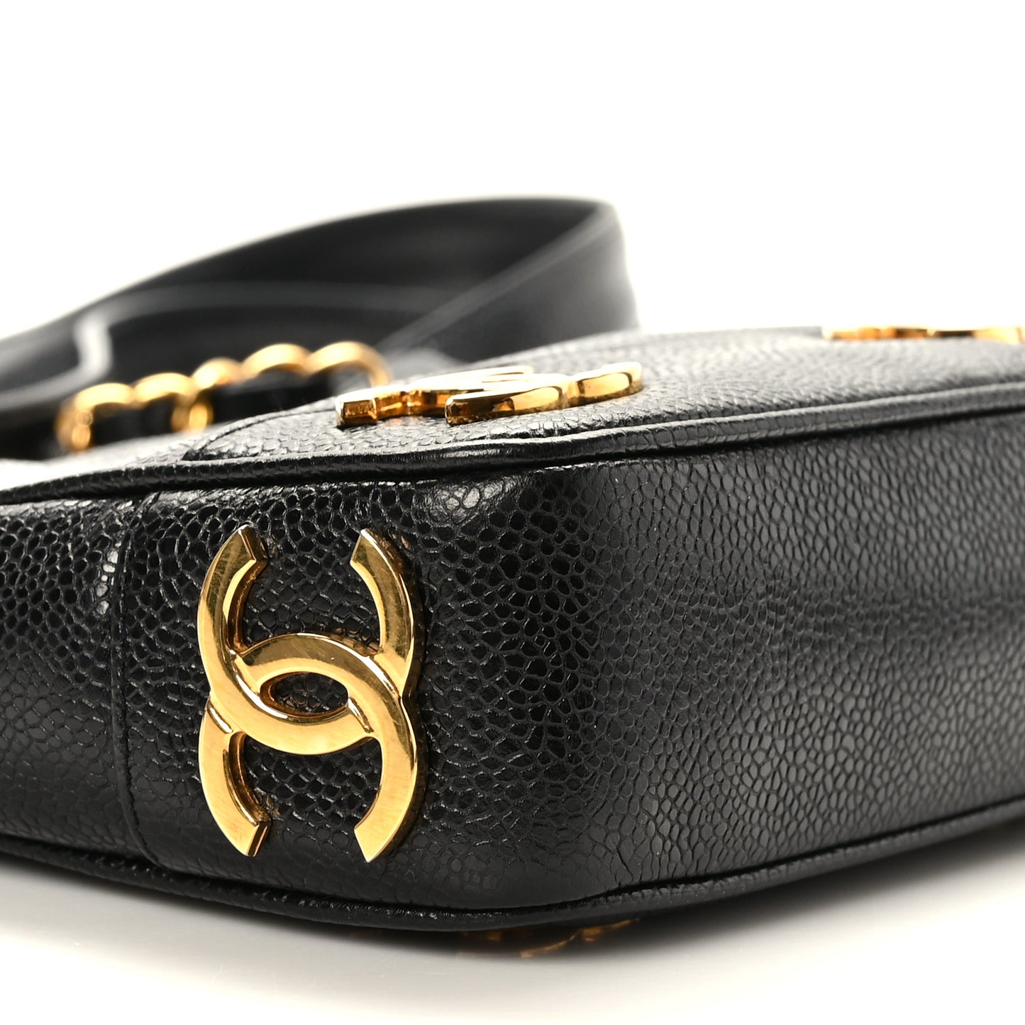 Caviar CC Shoulder Bag Black