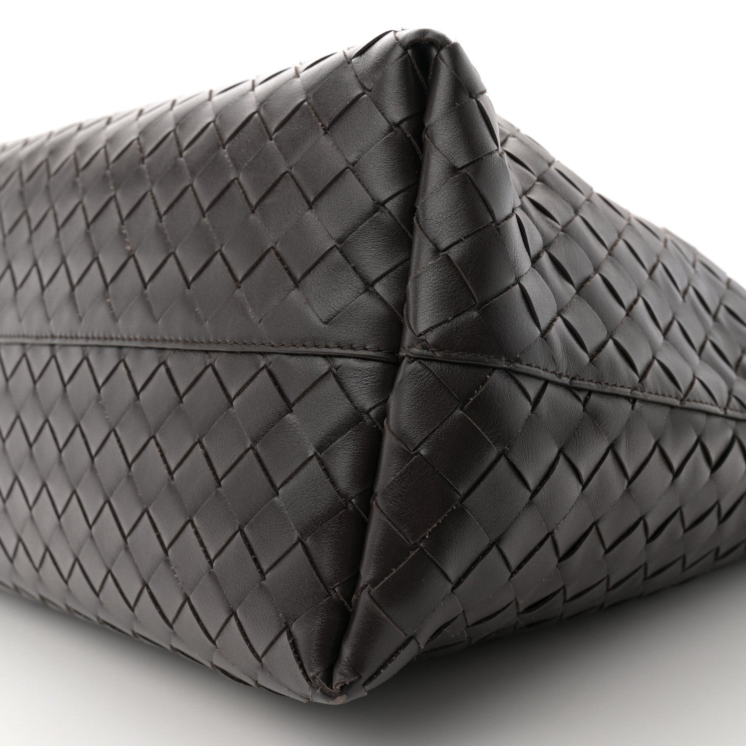 Bottega Veneta Calfskin Intrecciato Large Zipped Tote Fondant 10 of 11