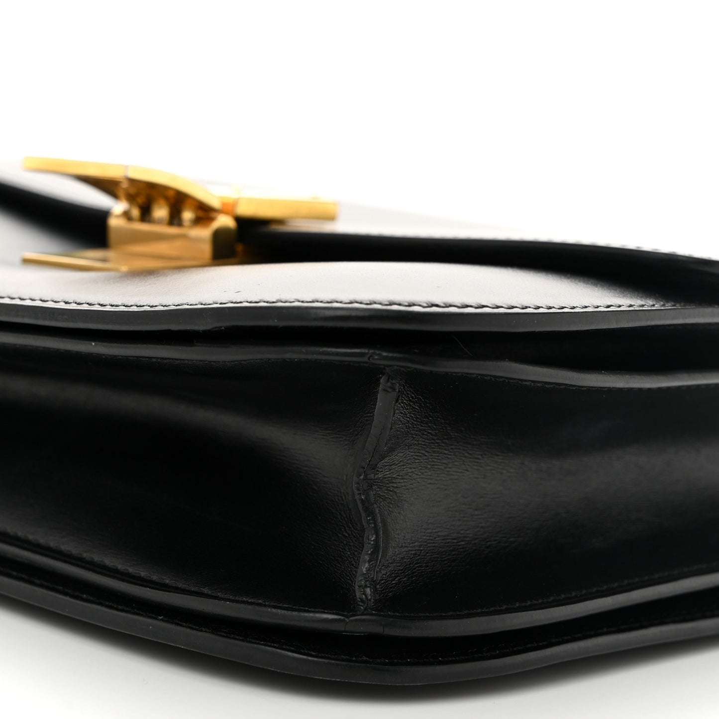Box Calfskin Medium Classic Box Flap Bag Black