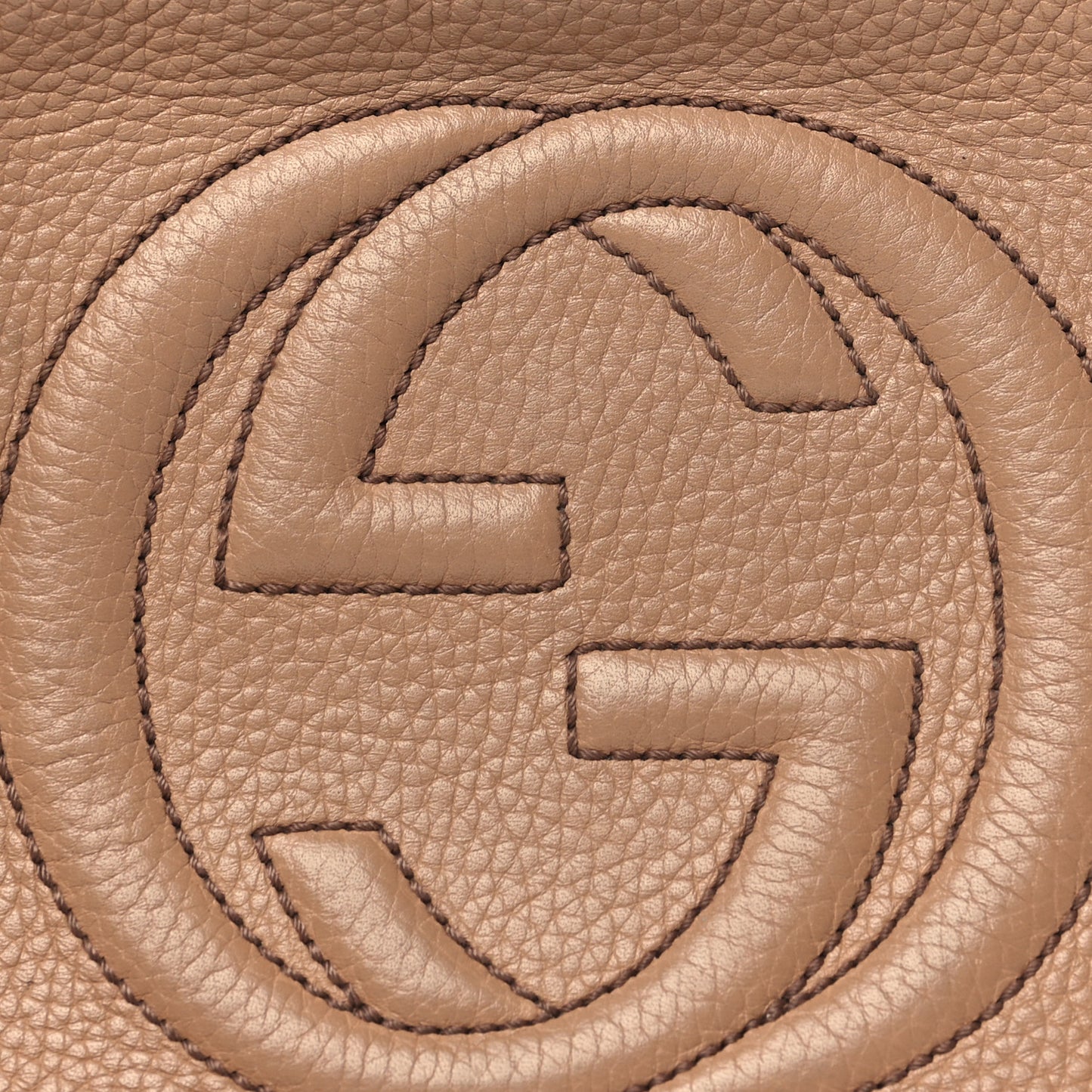 Pebbled Calfskin Small Soho Disco Bag Camelia