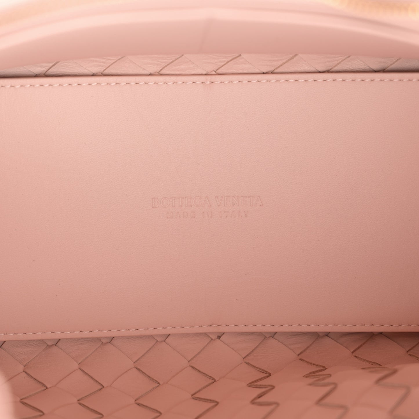 Nappa Intrecciato Medium Andiamo Shoulder Bag Lotus