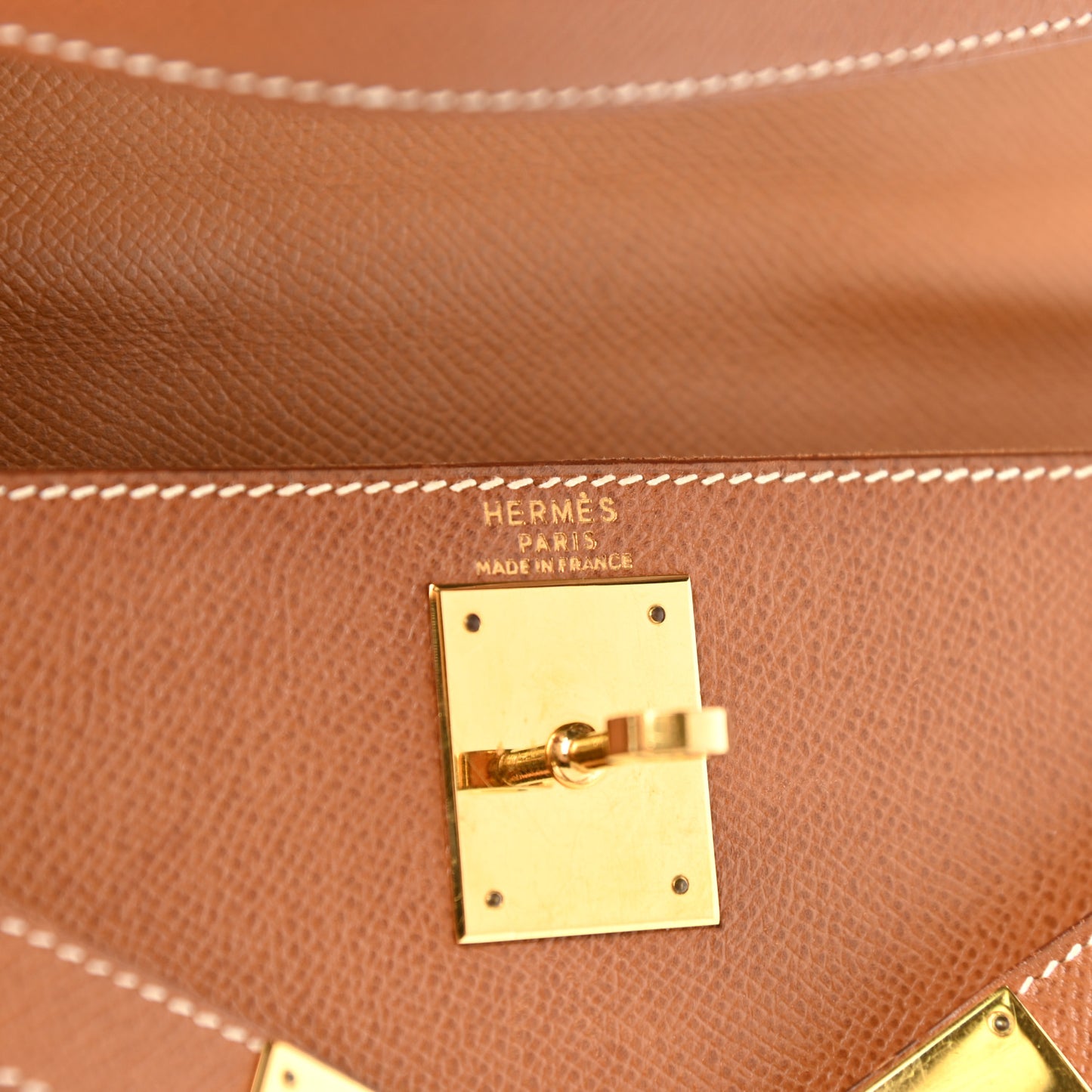 Courchevel Kelly Sellier 28 Gold