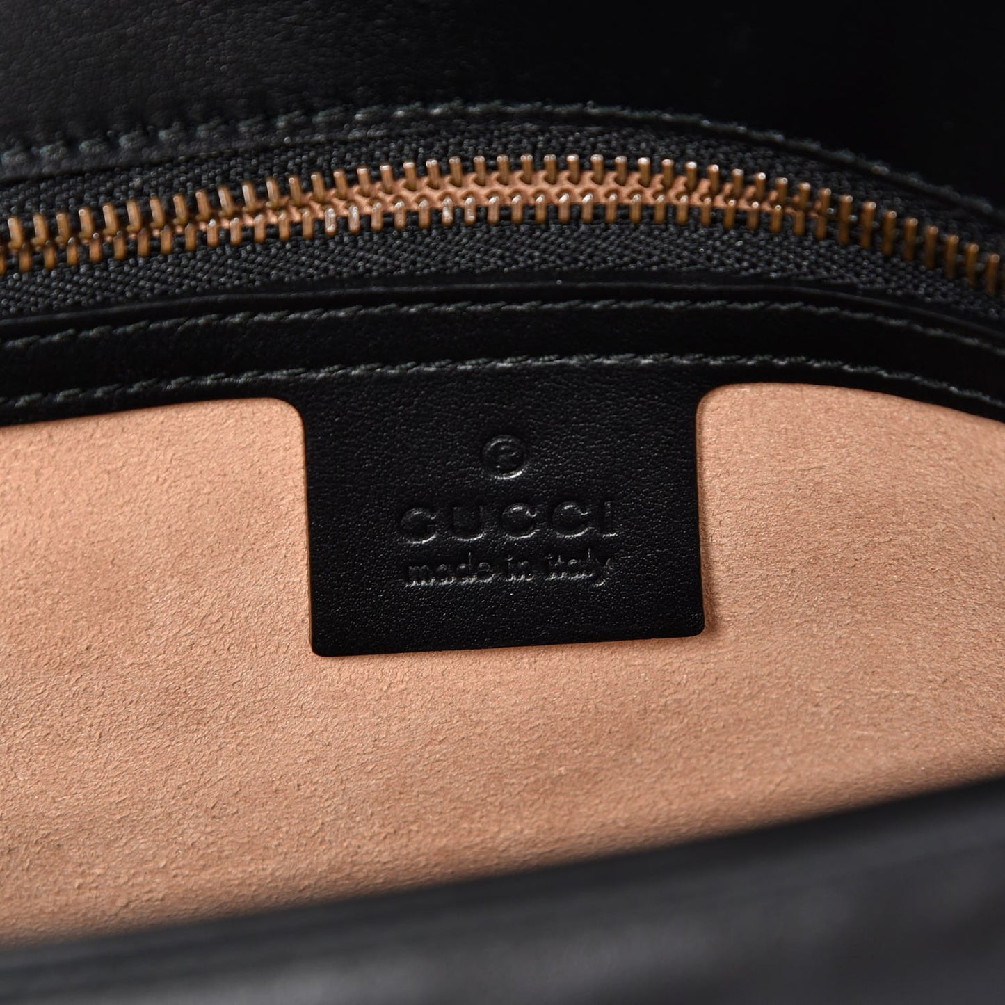 Calfskin Matelasse Small GG Marmont Top Handle Shoulder Bag Black