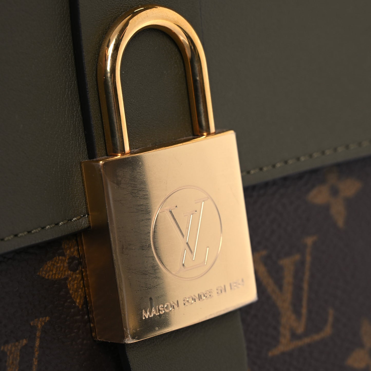 Monogram Locky BB Laurier