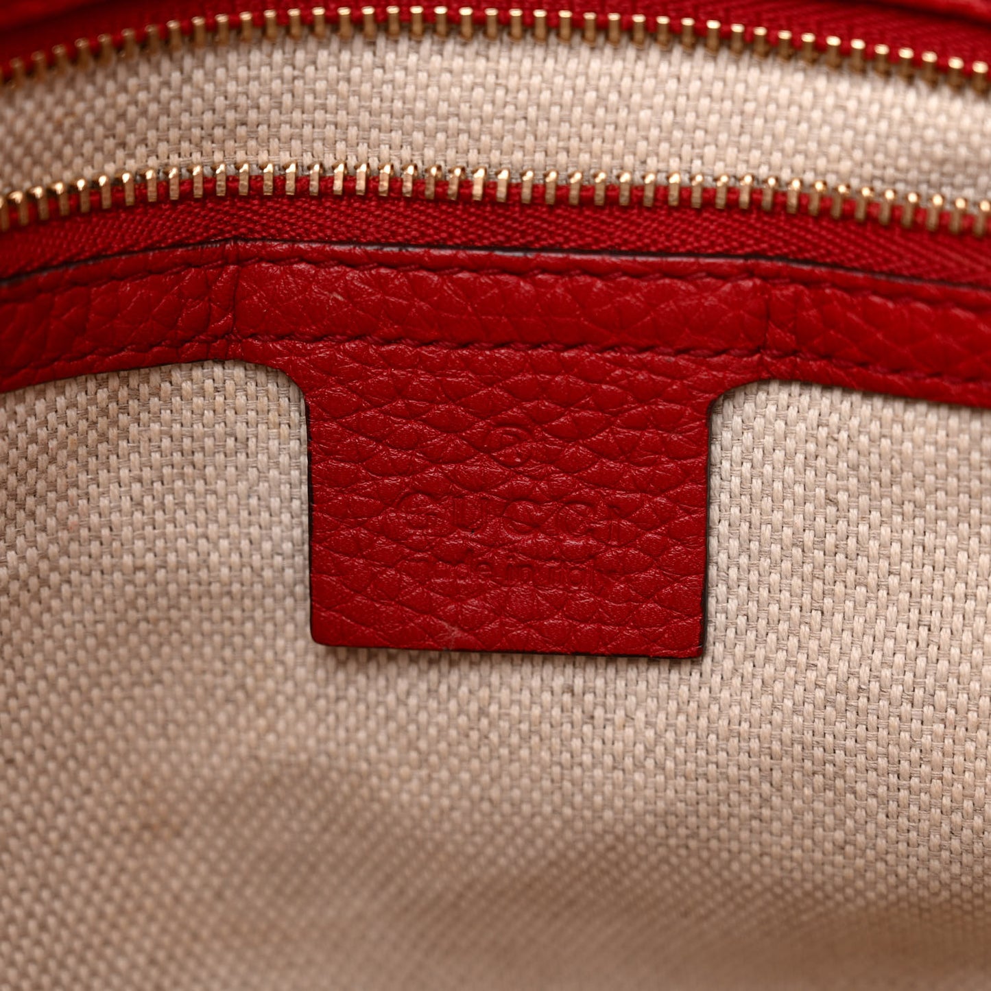 Pebbled Calfskin Medium Soho Chain Shoulder Bag Tabasco Red
