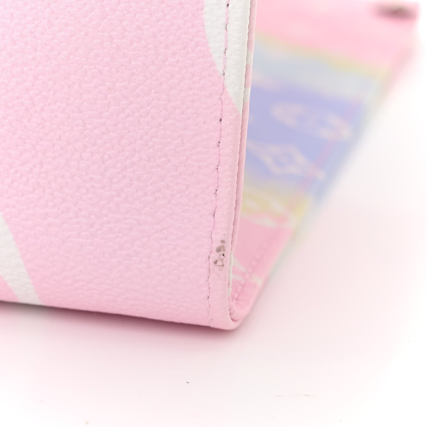 Louis Vuitton Monogram Escale Onthego GM Pastel 11 of 12