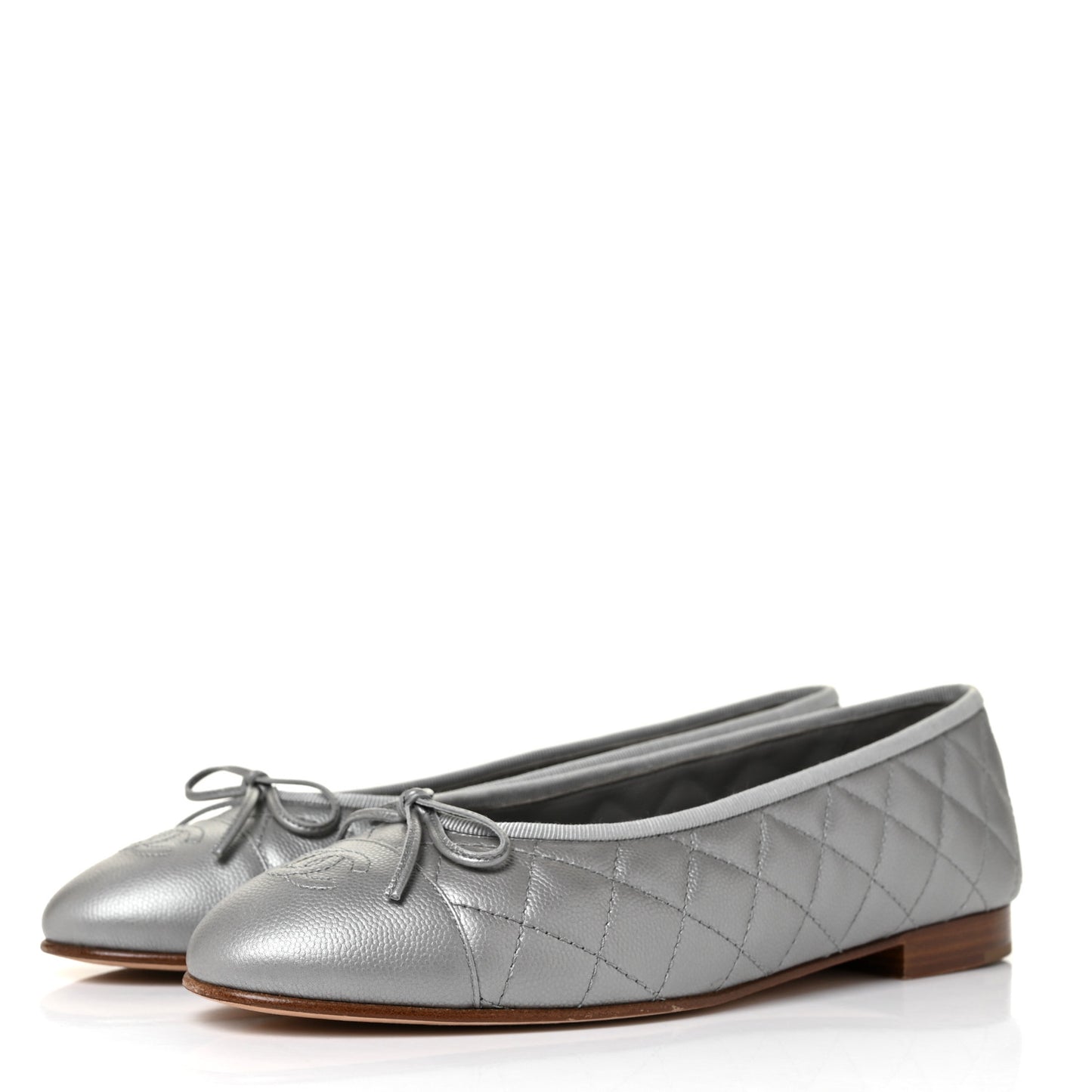 Crumpled Lambskin Quilted CC Ballerina Flats 40 Grey