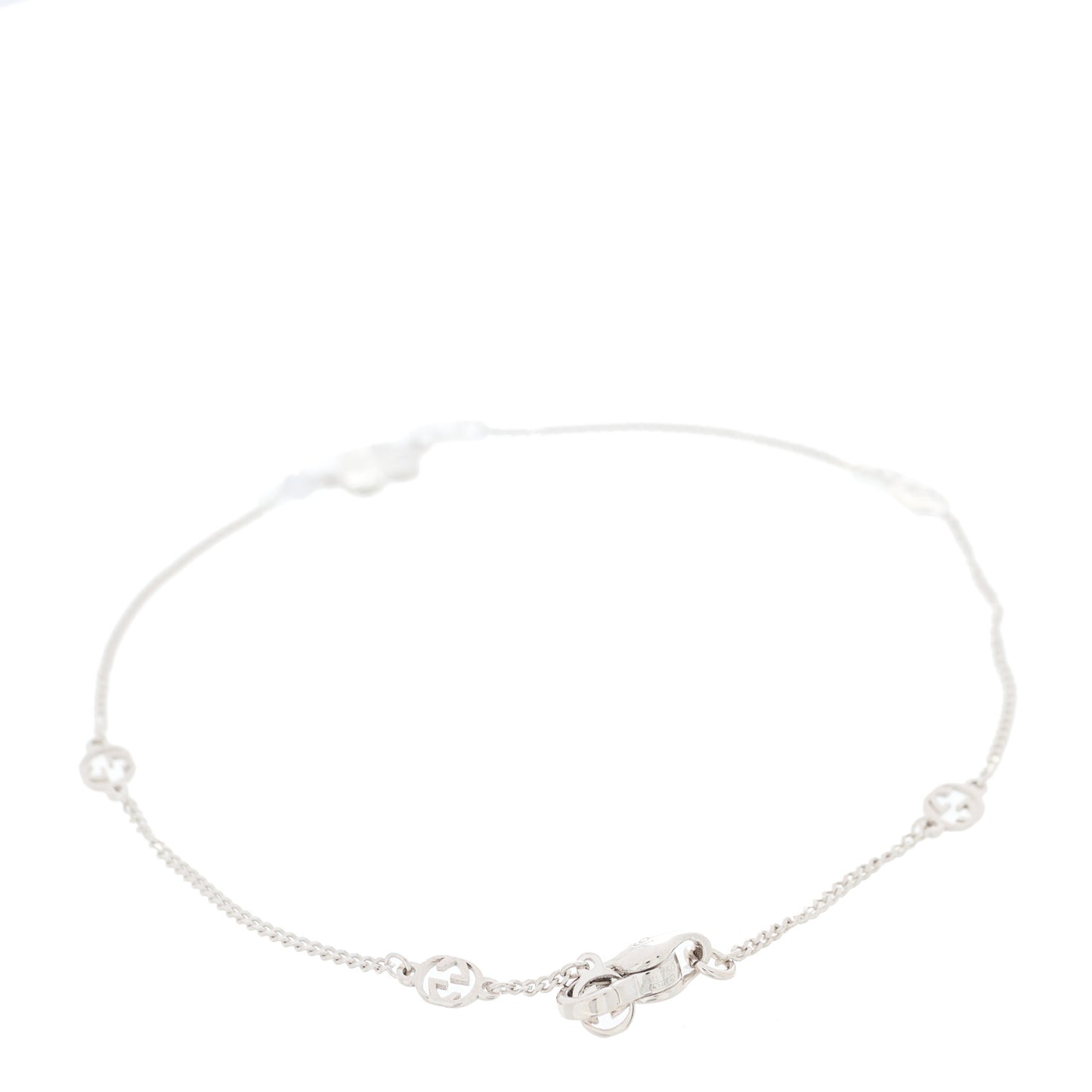 18K White Gold Diamond Heart GG Station Bracelet