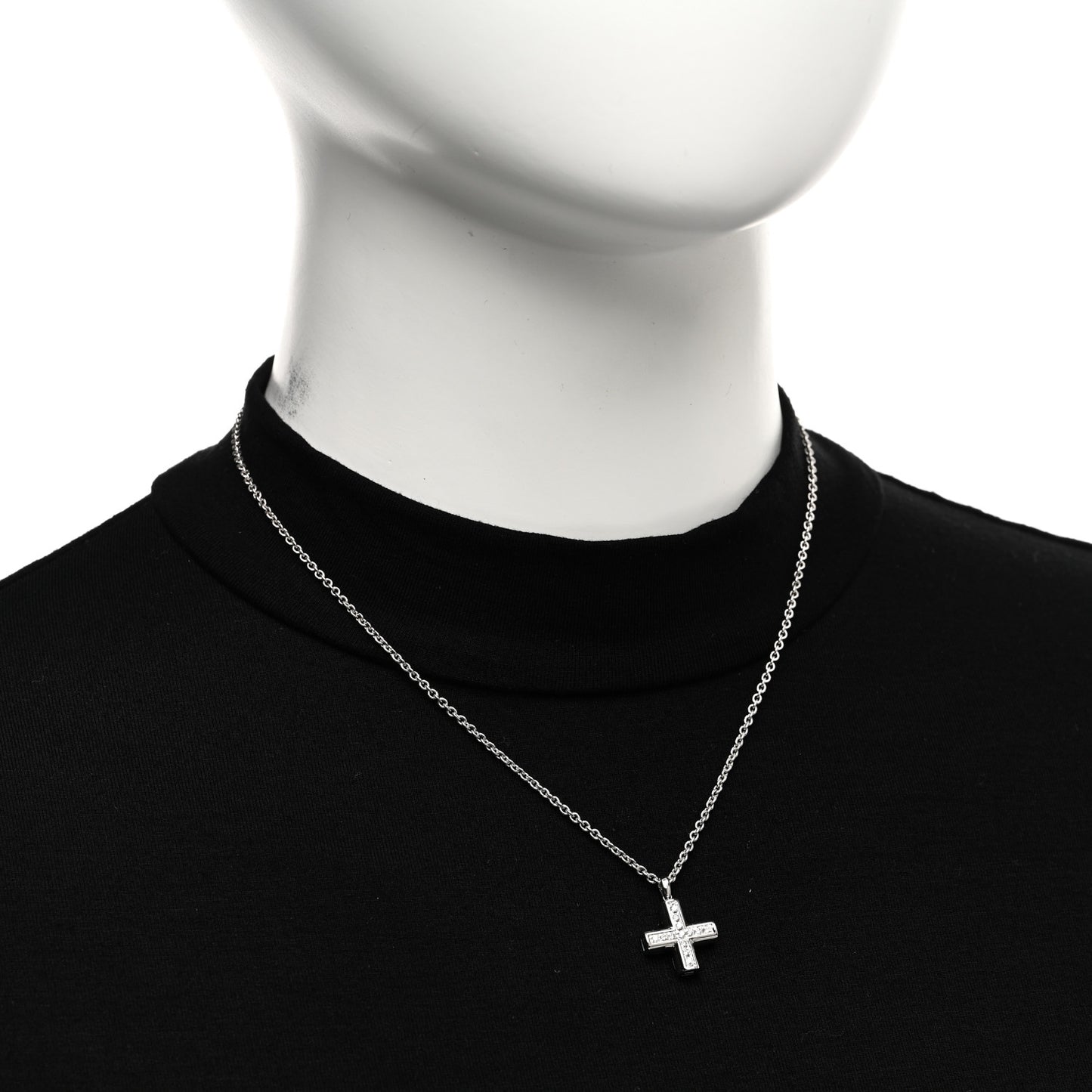 18K White Gold Diamond Cross Pendant Necklace