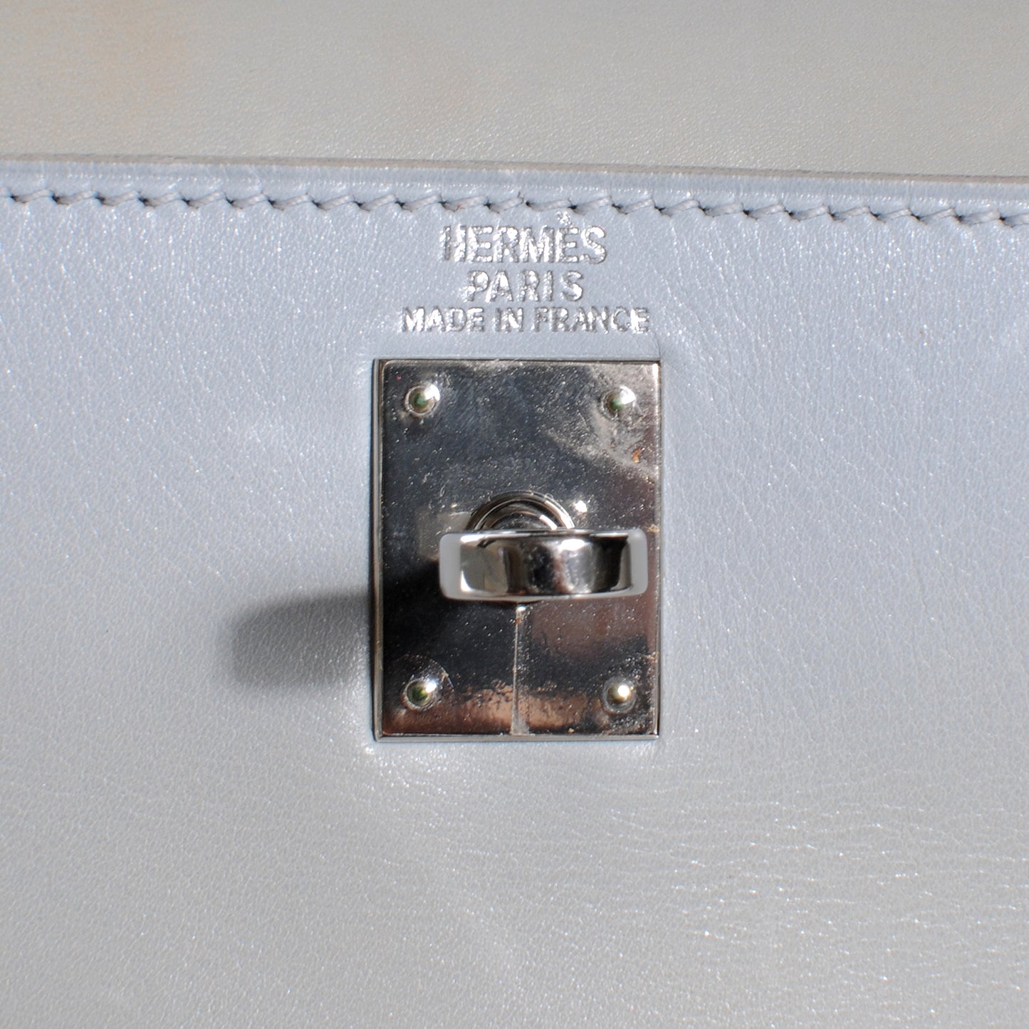 Box Calfskin Kelly Ado 20 Backpack Gris Pale