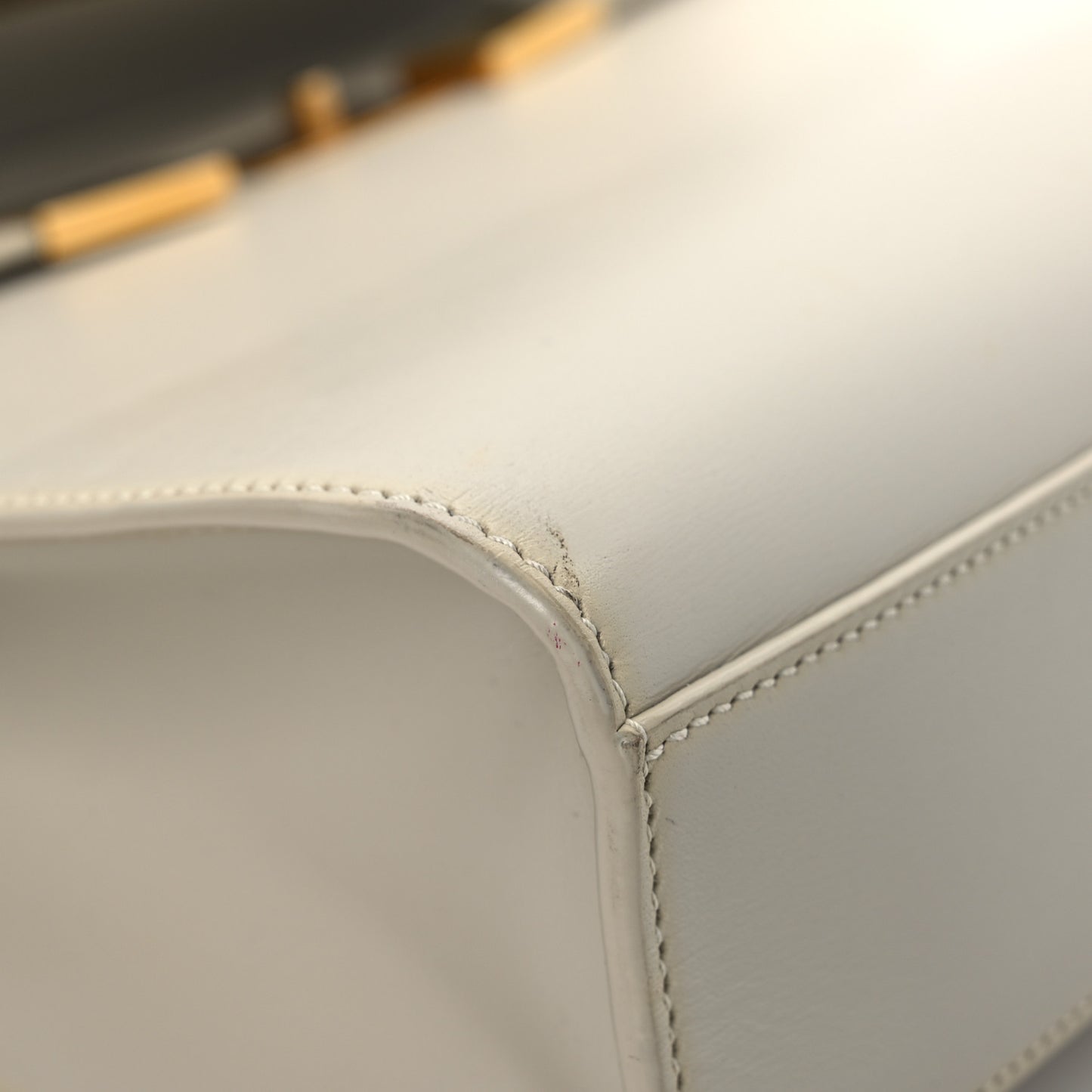 Smooth Calfskin Manhattan Shoulder Bag Crema Soft