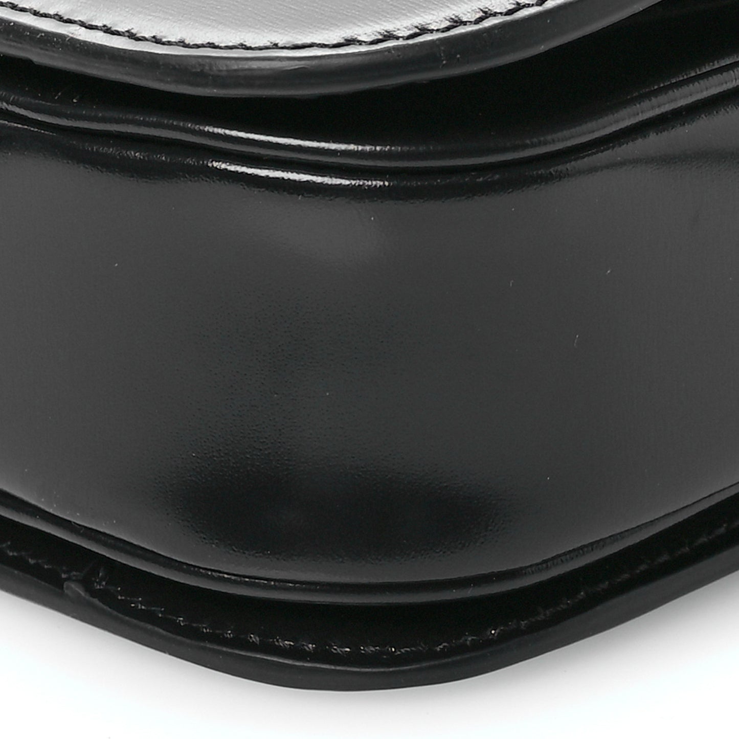 Shiny Calfskin Medium Triomphe Black