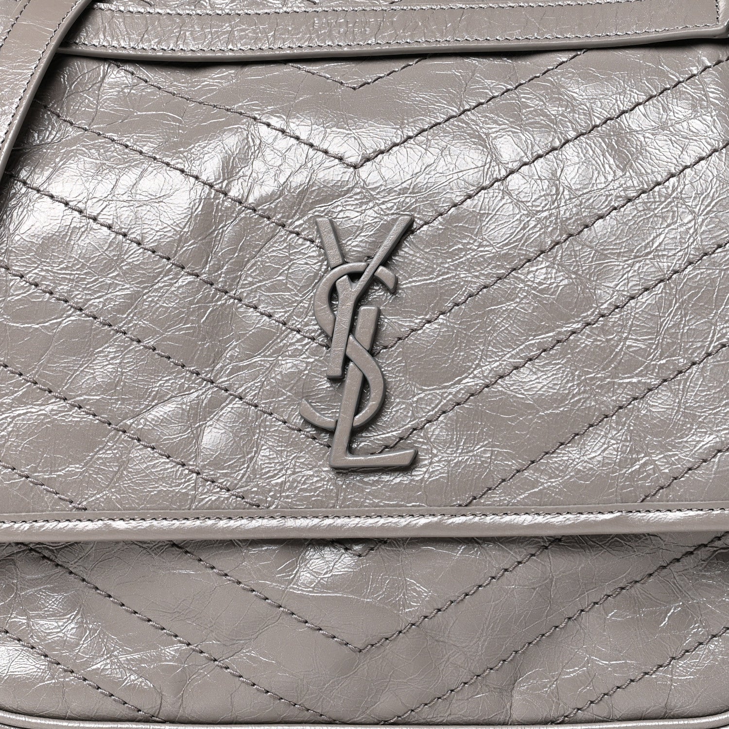 Saint Laurent Crinkled Calfskin Matelasse Monogram Large Niki Chain Satchel Fog 9 of 11