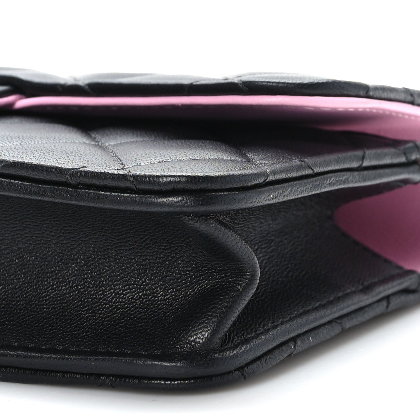 Lambskin Quilted Flap Phone Holder With Chain Black Lilac