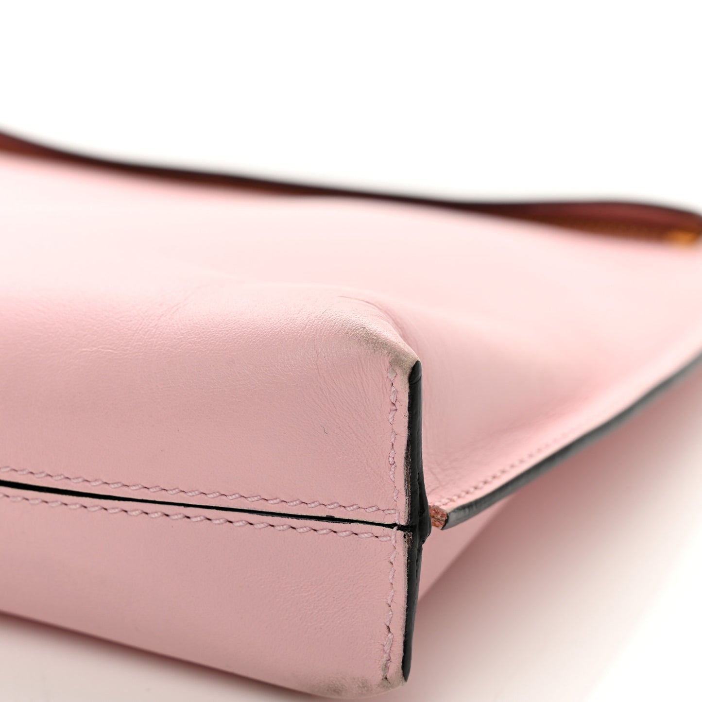 Calfskin T Pouch Soft Pink