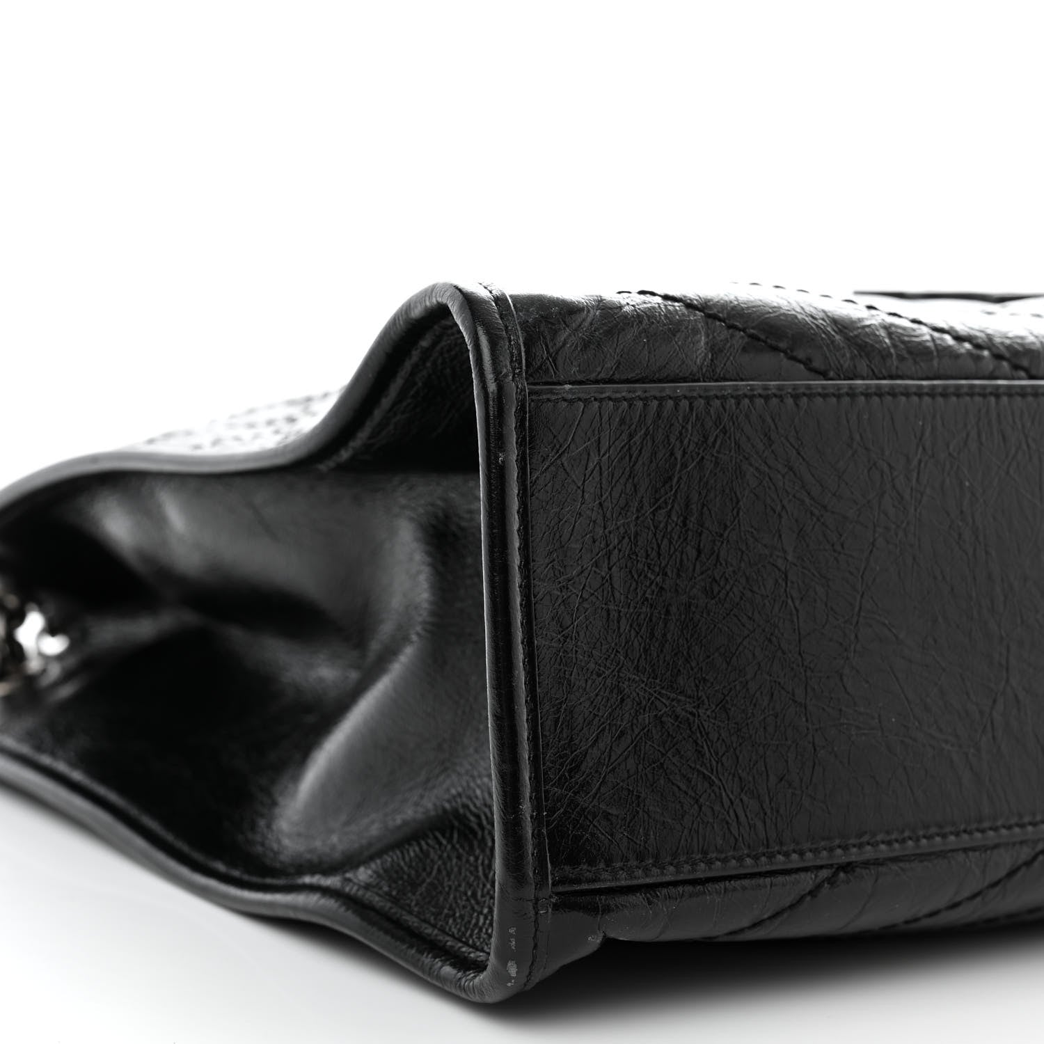 Saint Laurent Crinkled Calfskin Matelasse Monogram Large Niki Shopper Tote Black 9 of 11