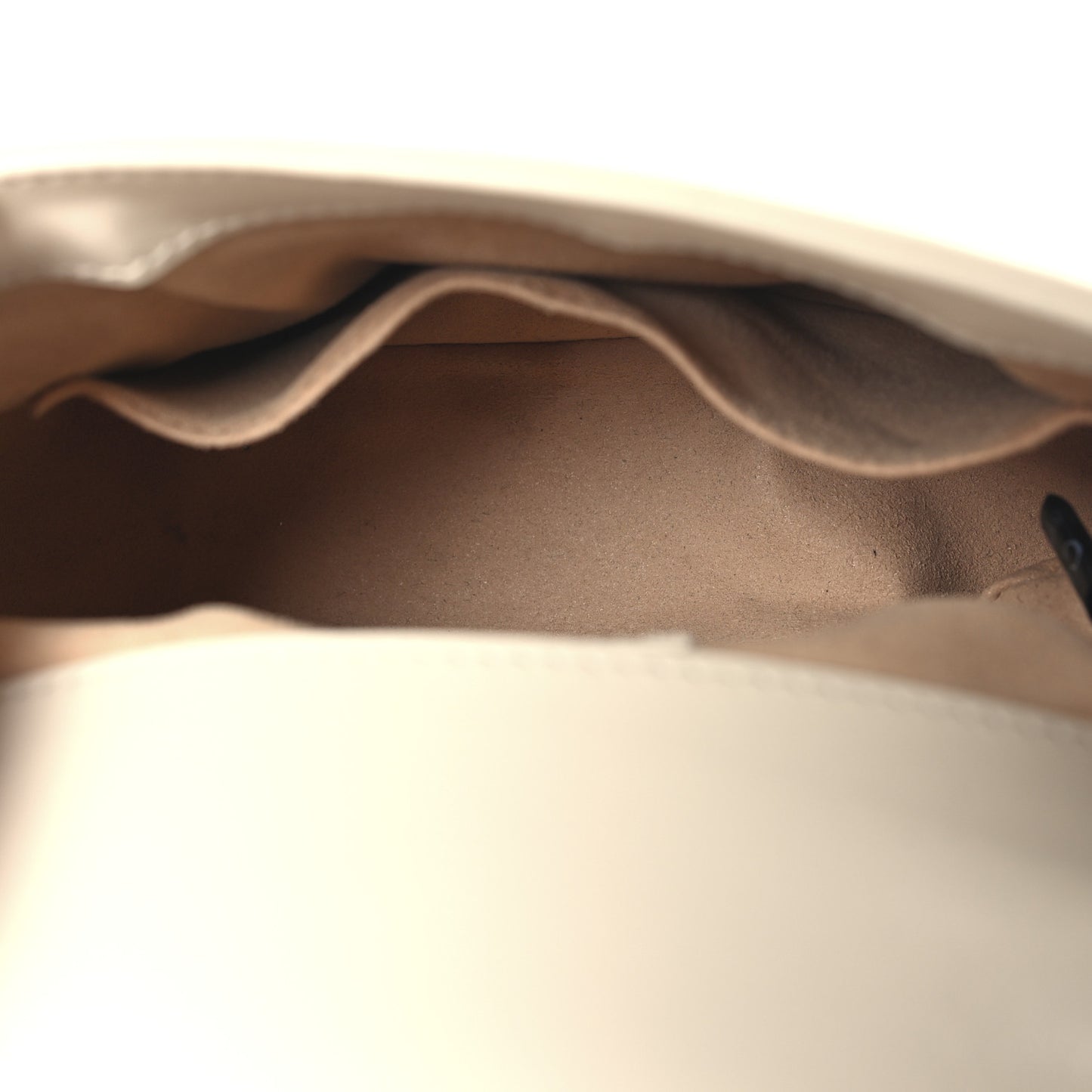 Calfskin Matelasse Mini GG Marmont Top Handle Shoulder Bag White