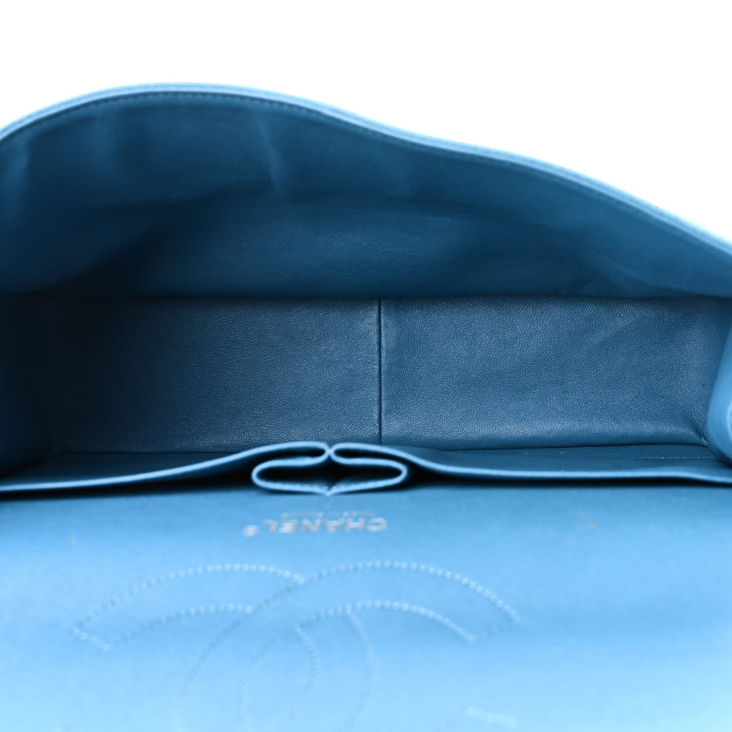 Iridescent Caviar Quilted Jumbo Double Flap Blue