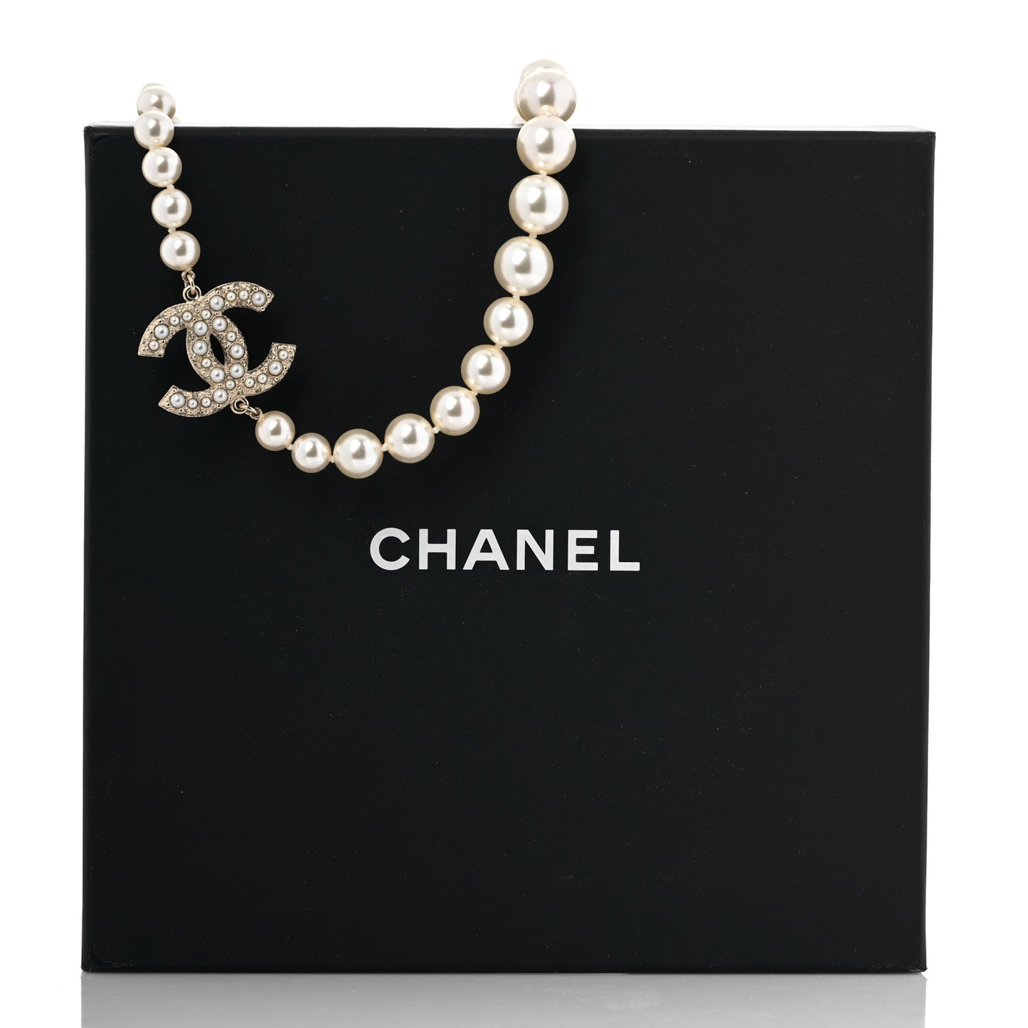 Pearl CC 100th Anniversary Necklace Light Gold