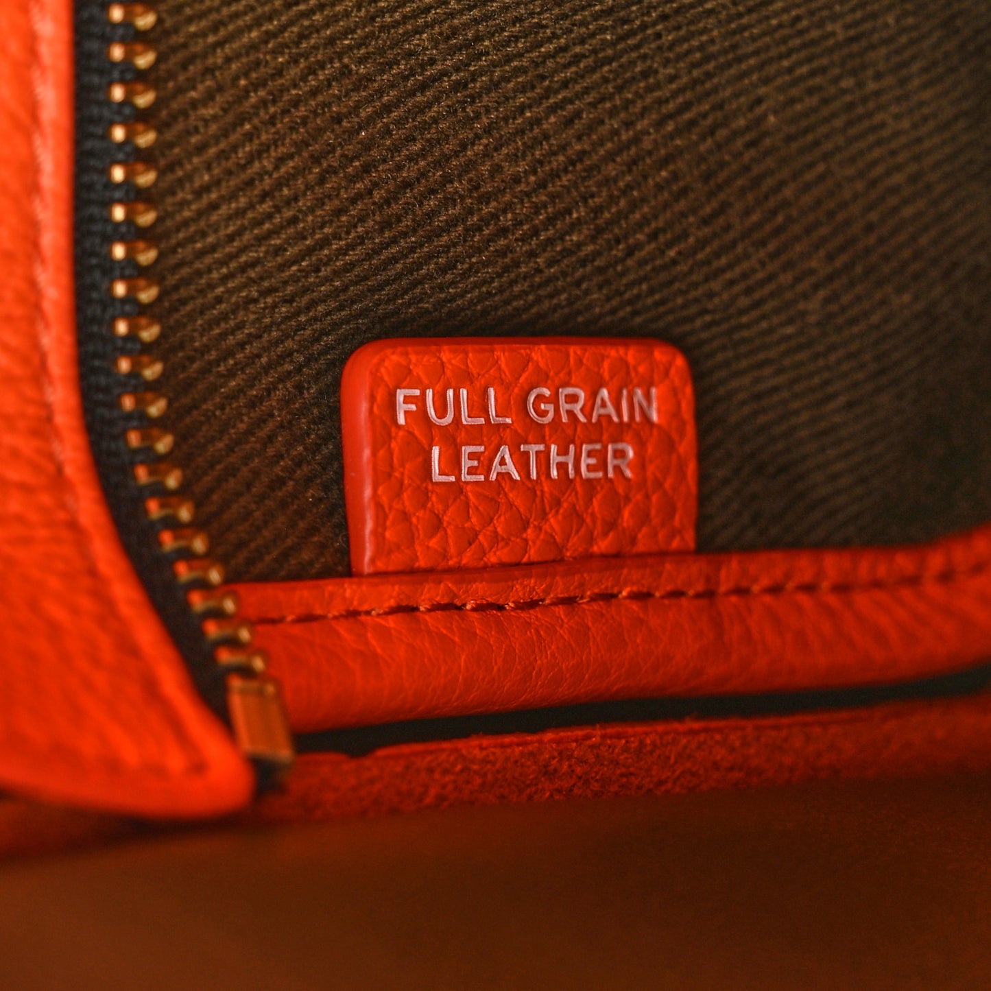Grained Calfskin Small The Tote Bag Dragon Fire