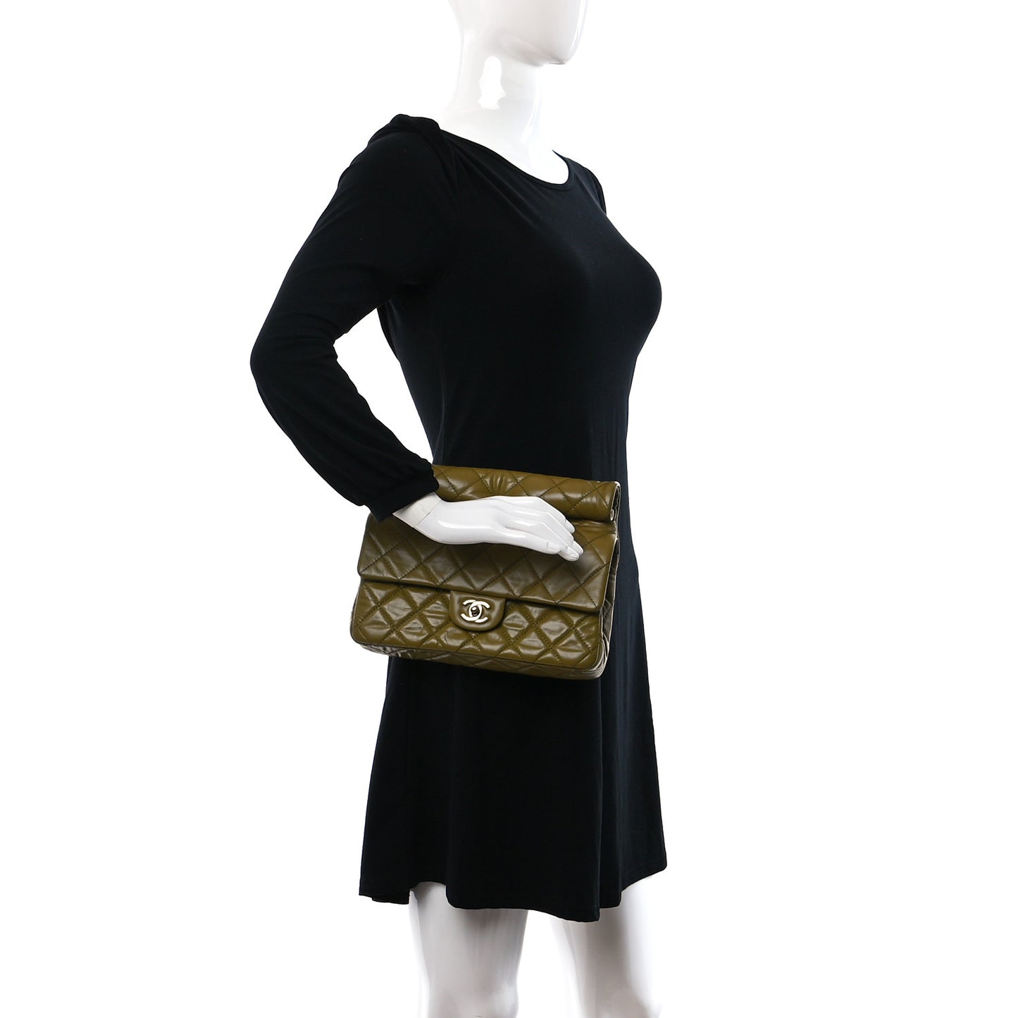 Crumpled Calfskin Quilted Clutch Green