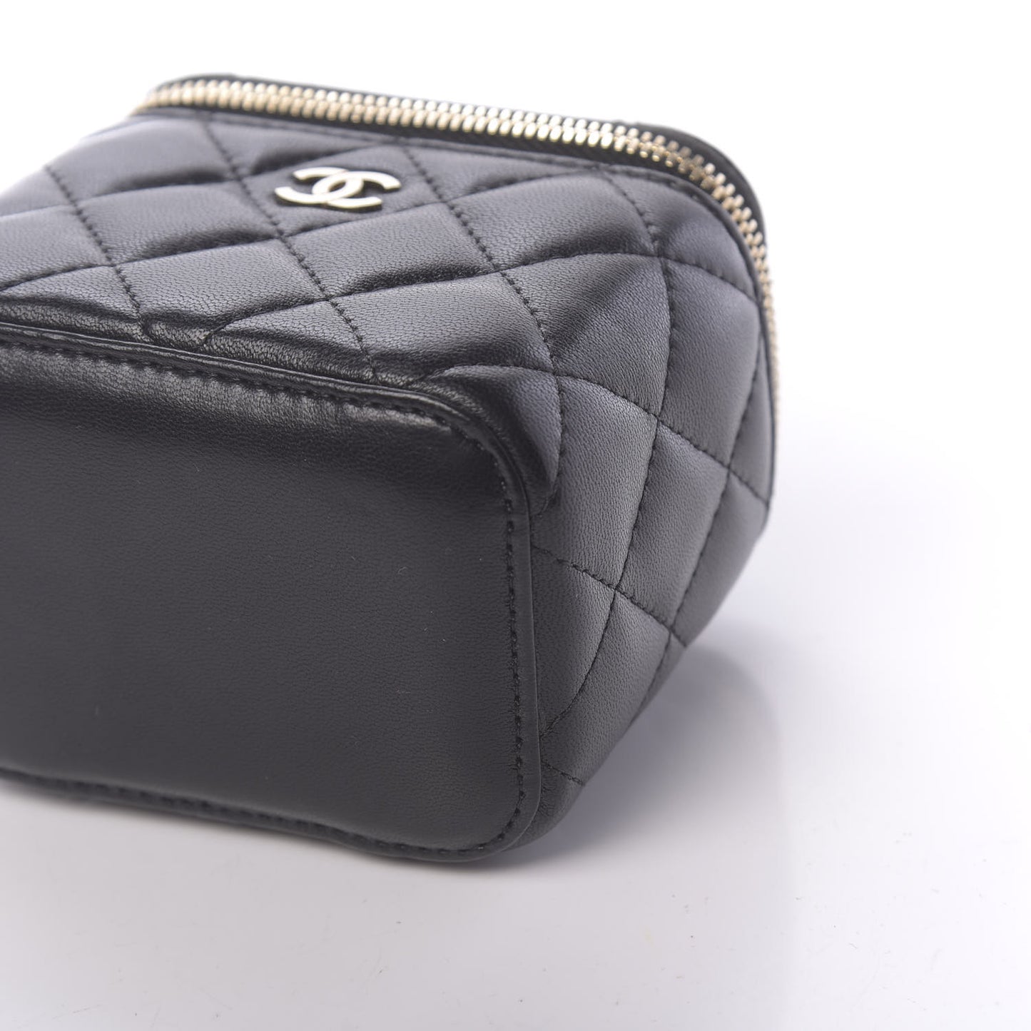Lambskin Quilted Mini Vanity Case With Chain Black