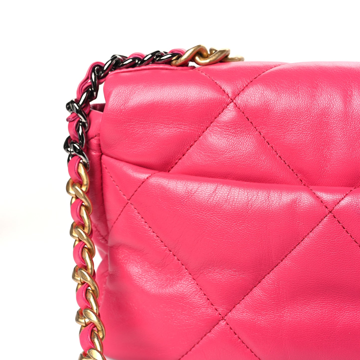 Lambskin Quilted Medium Chanel 19 Flap Pink