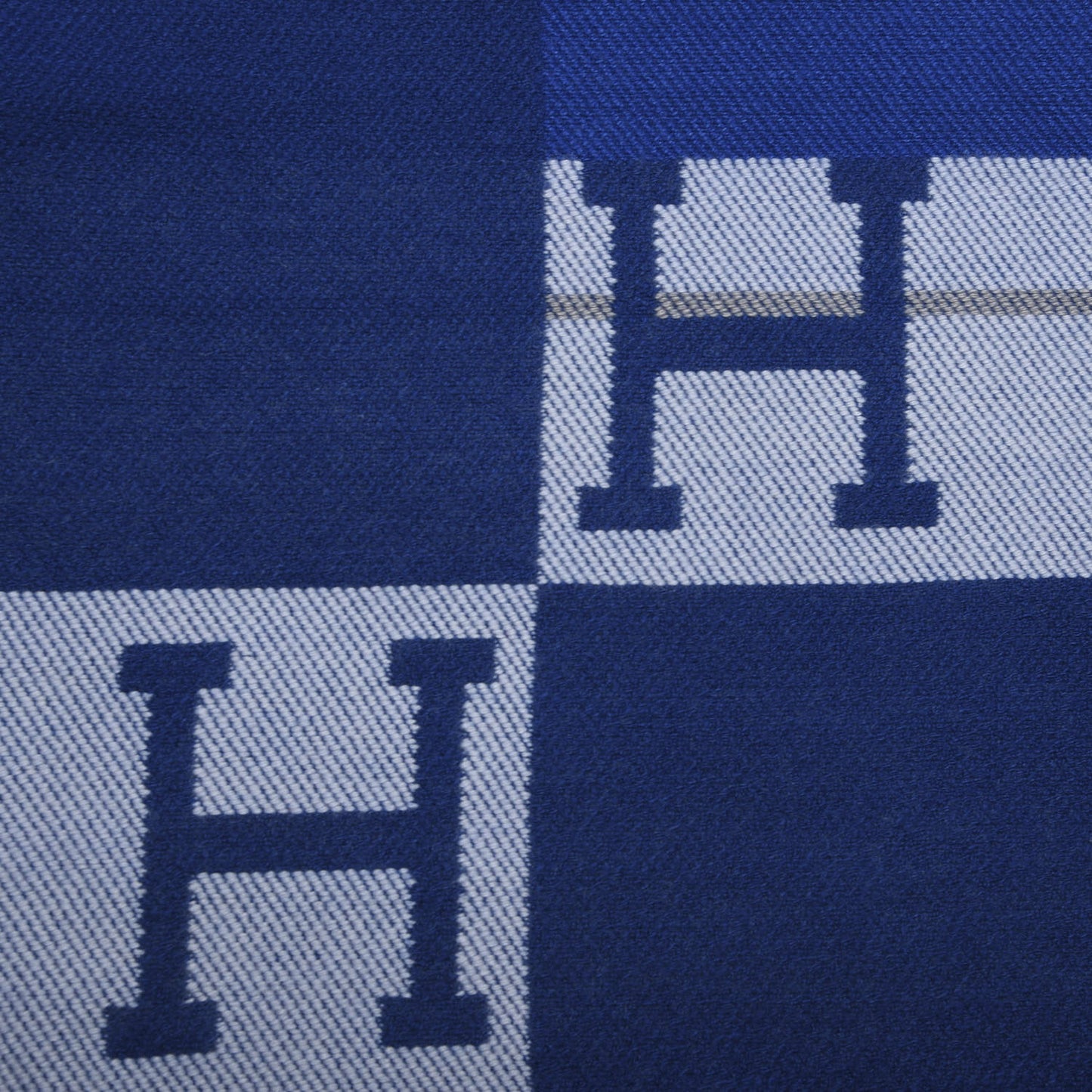 Cashmere Avalon Rocabar Blanket Saphir