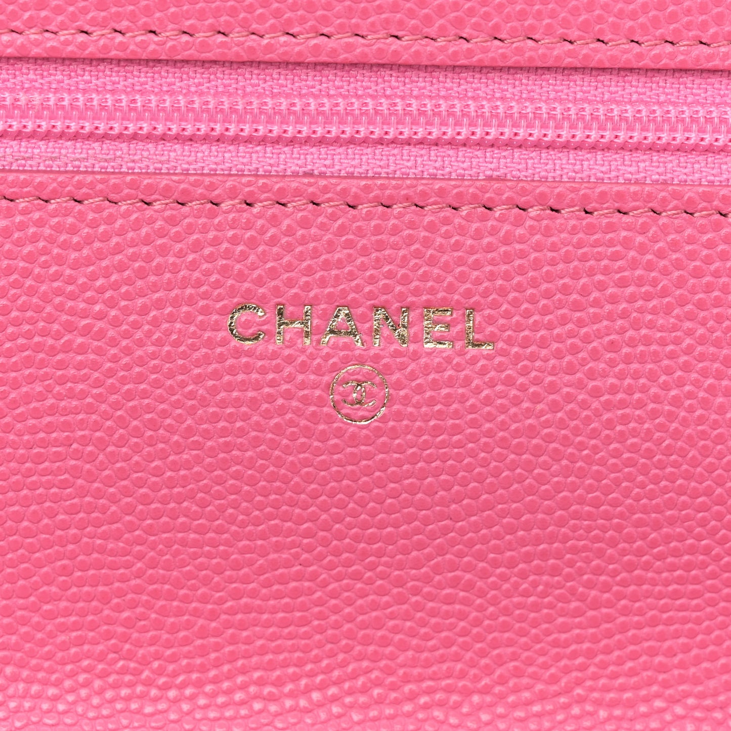 Caviar Quilted Wallet on Chain WOC Pink