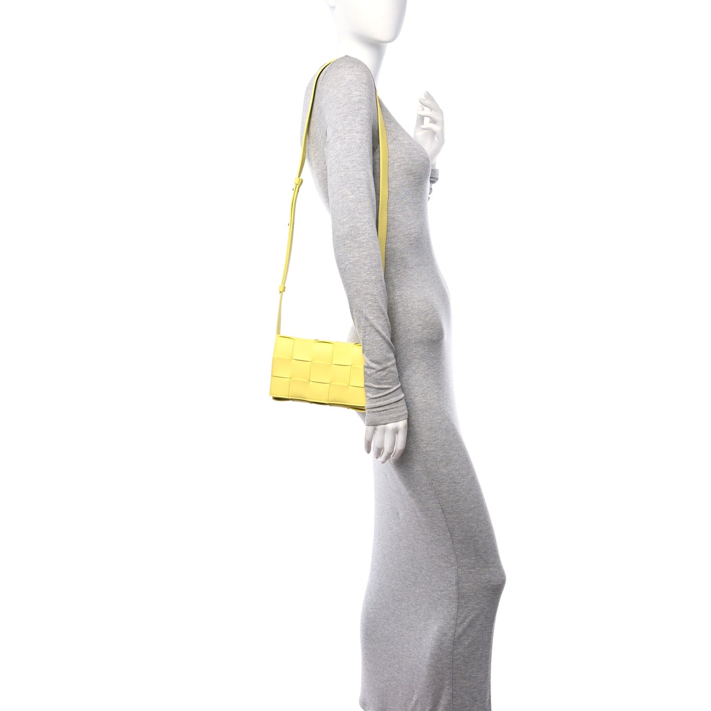 Lambskin Maxi Intreccio Small Cassette Crossbody Bag Sherbert