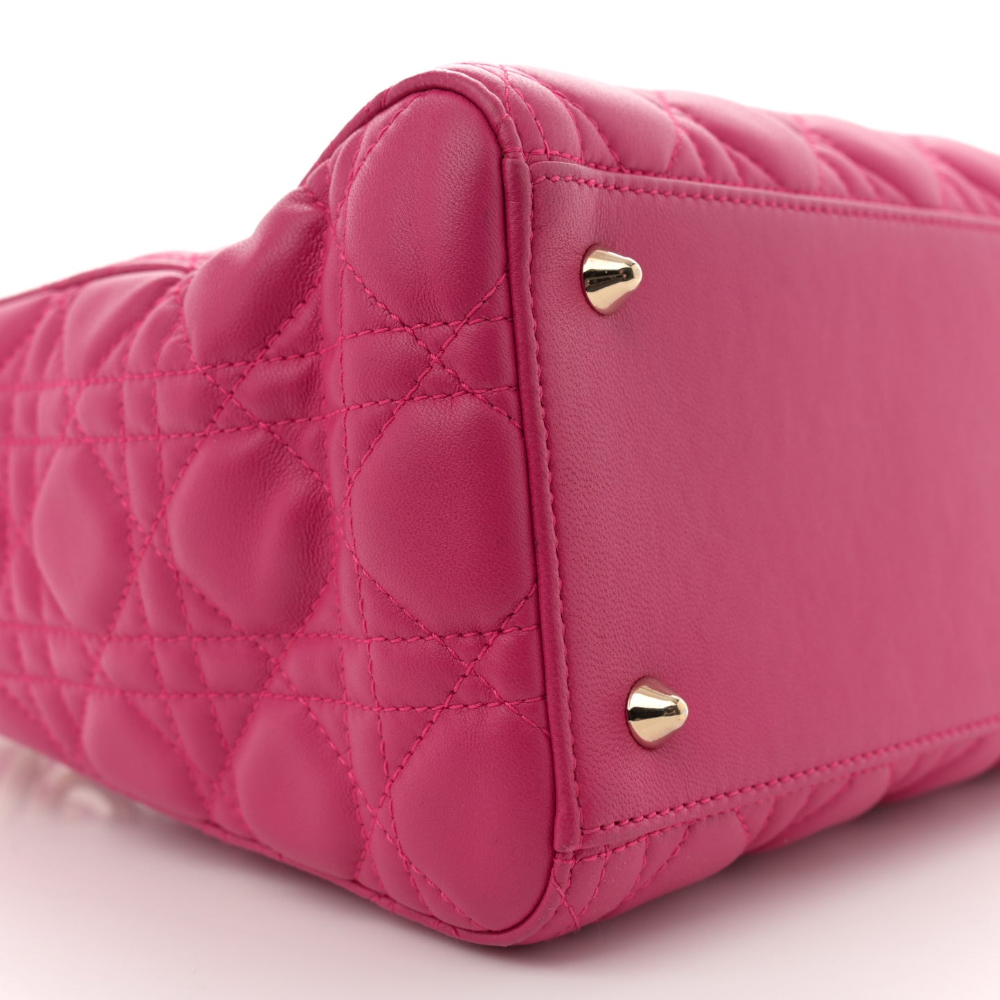 Lambskin Cannage Medium Lady Dior Fuchsia